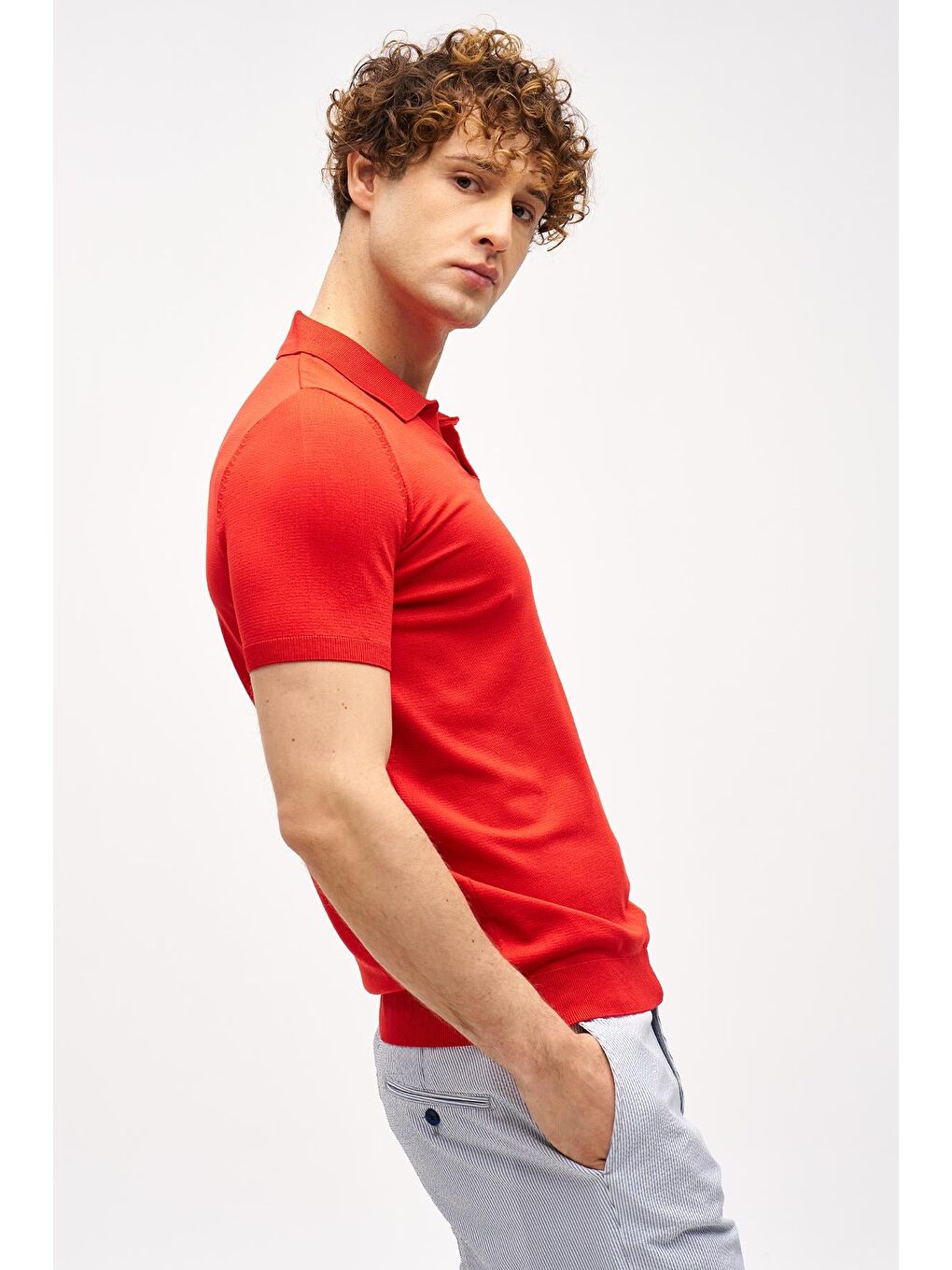 Kırmızı Dar Kalıp Polo Yaka Düz Kısa Kollu Triko Tişört-3
