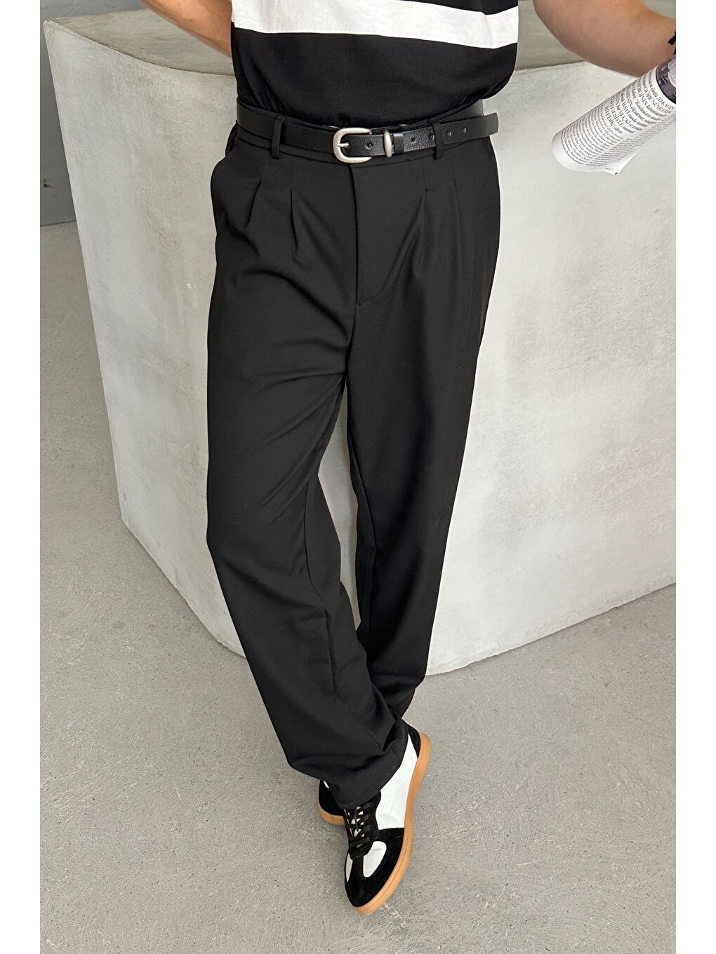 Siyah Erkek Pileli Baggy Kalıp Kumaş Pantolon-1