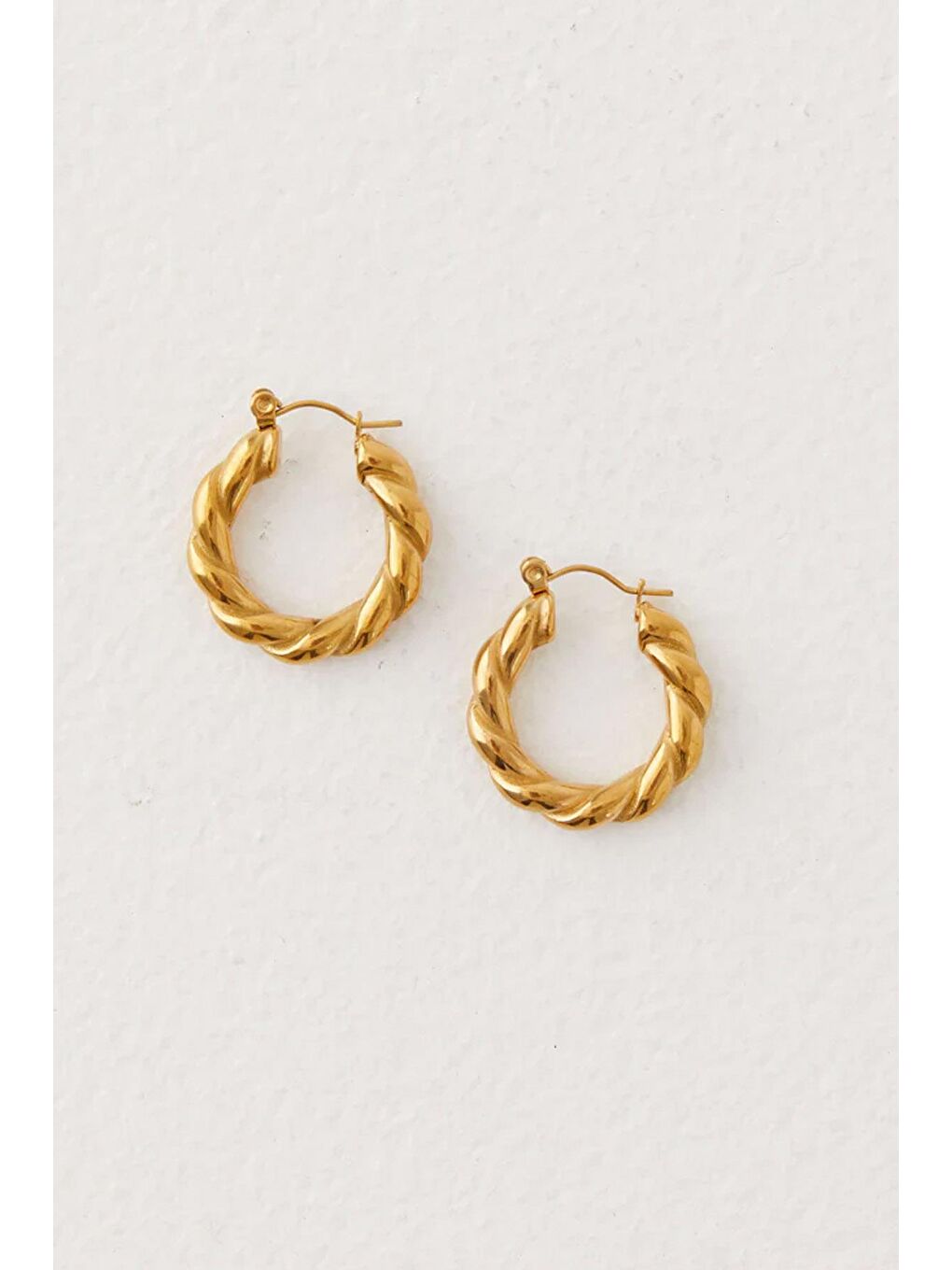 Sarı Gold Vintage Sarmal Tam Halka Çelik küpe