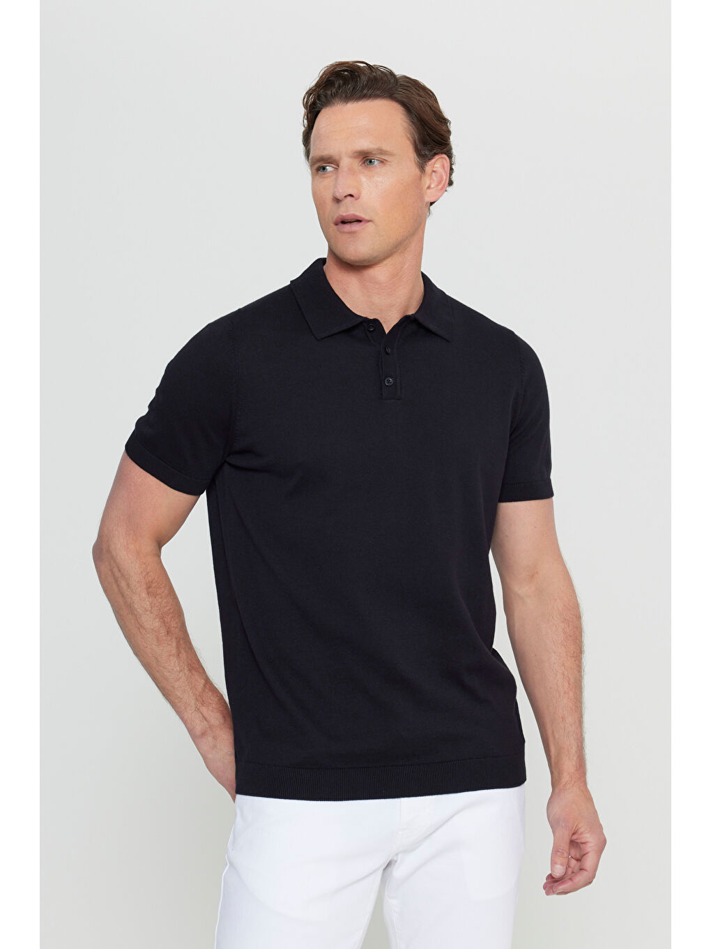 Erkek Siyah %100 Pamuk Standart Fit Normal Kesim Polo Yaka Triko Tişört-2