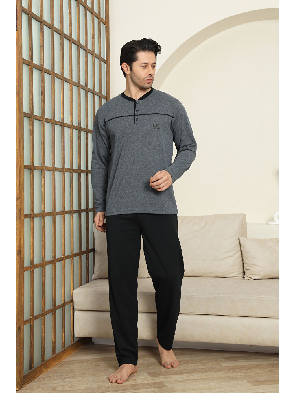 Gri Erkek %100 Pamuklu Pijama Takımı-Robalı ve 3 Düğmeli-12489