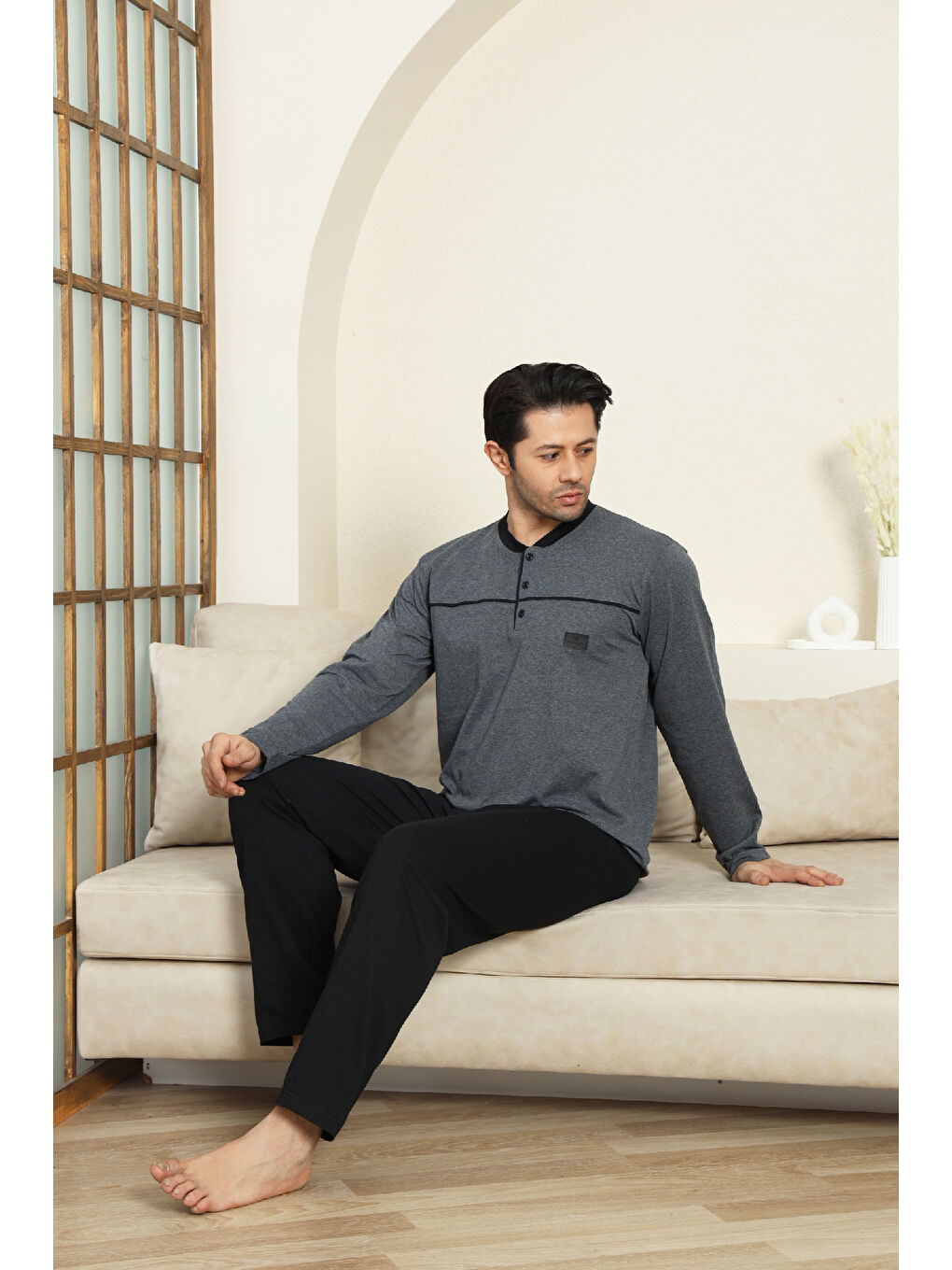 Gri Erkek %100 Pamuklu Pijama Takımı-Robalı ve 3 Düğmeli-12489-1