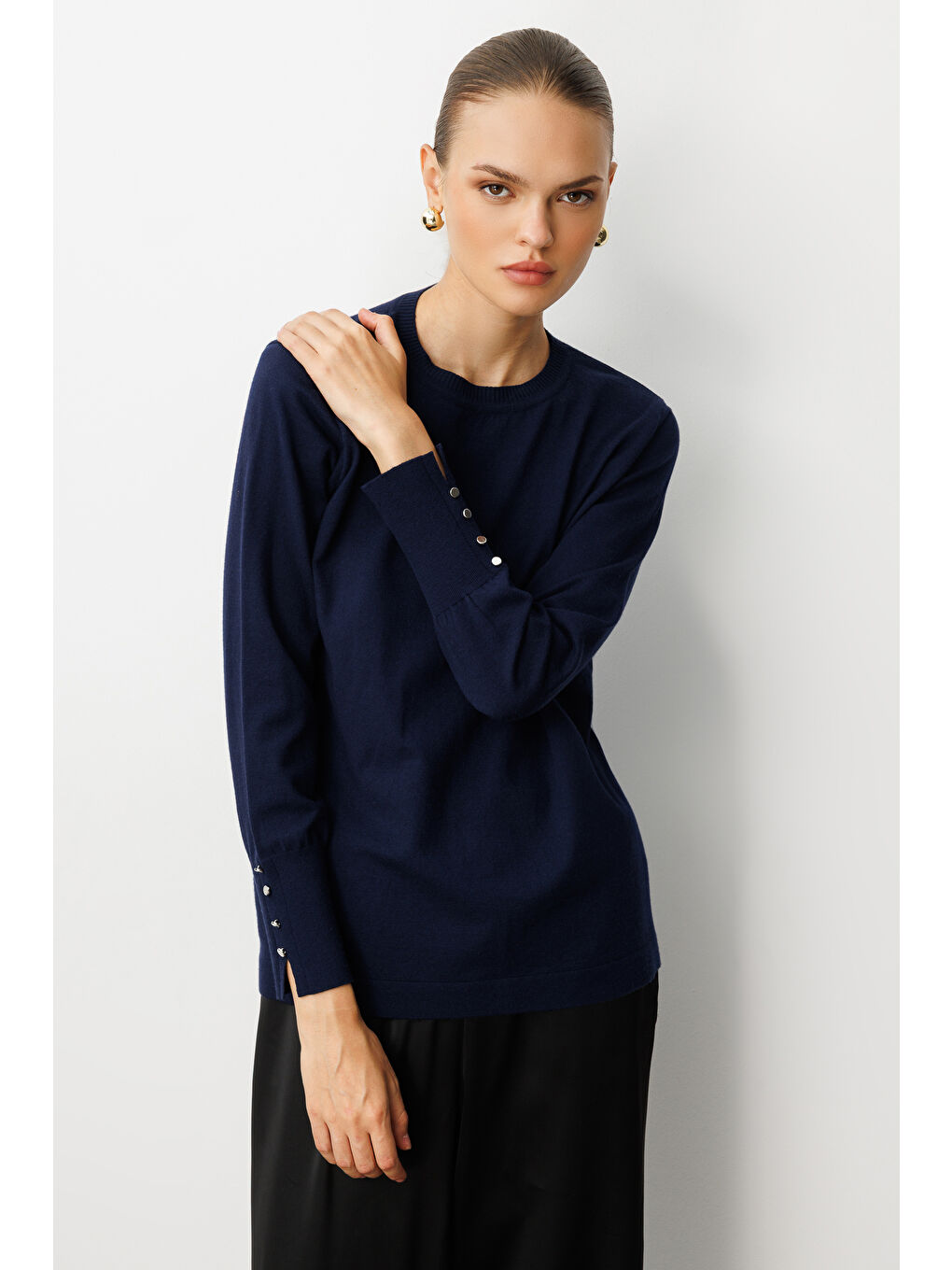 Kol Düğmeli Lacivert Yuvarlak Yaka İnce Triko Kazak-3
