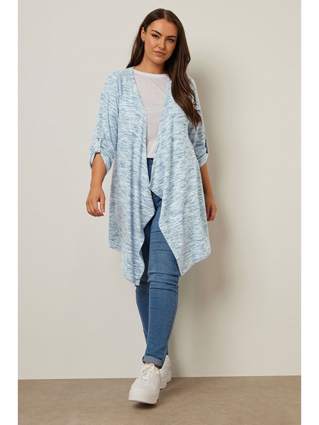 Mavi Büyük Beden Uzun Kollu Önü Kapamasız Asimetrik Kesim İnce Hırka 304057-1