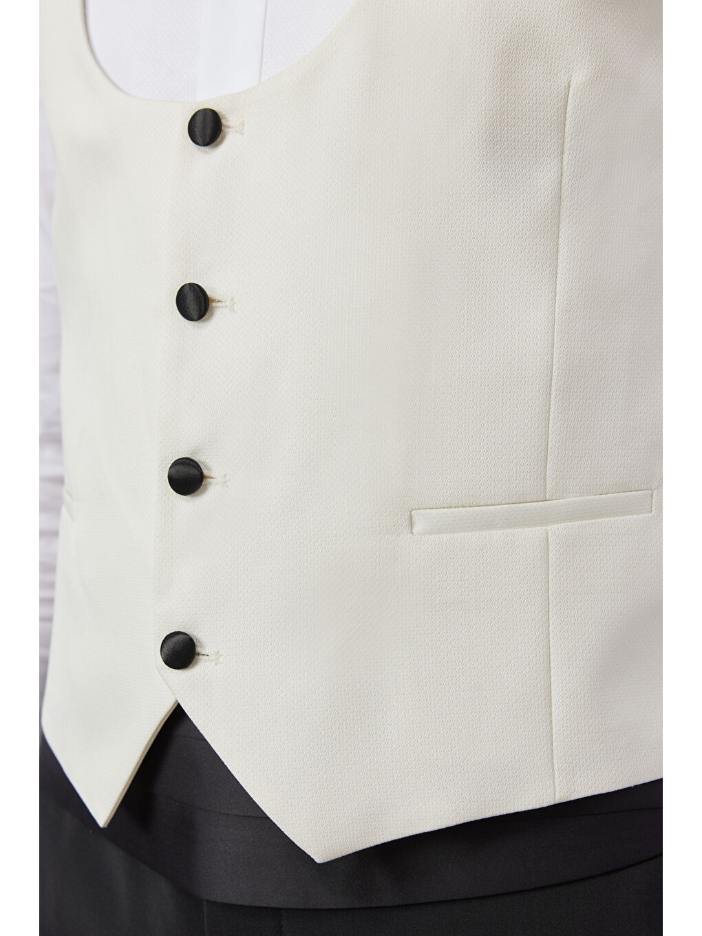 Erkek Beyaz Slim Fit Dar Kesim Şal Yaka Armürlü Yelekli Smokin Takım-8