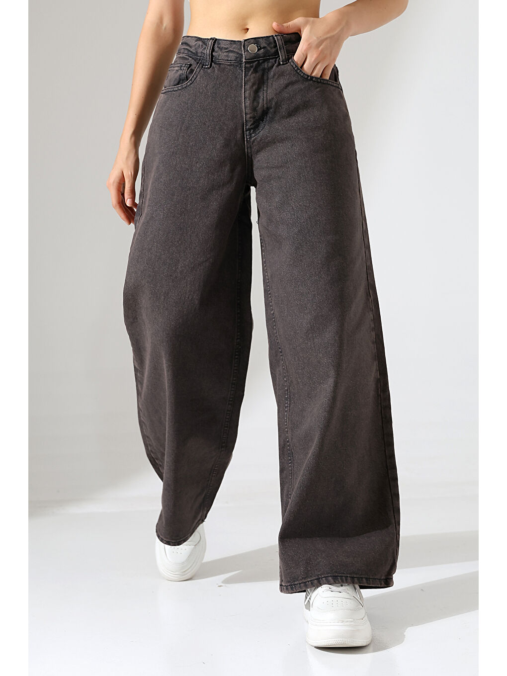 Siyah Geniş Paça Jean Pantolon