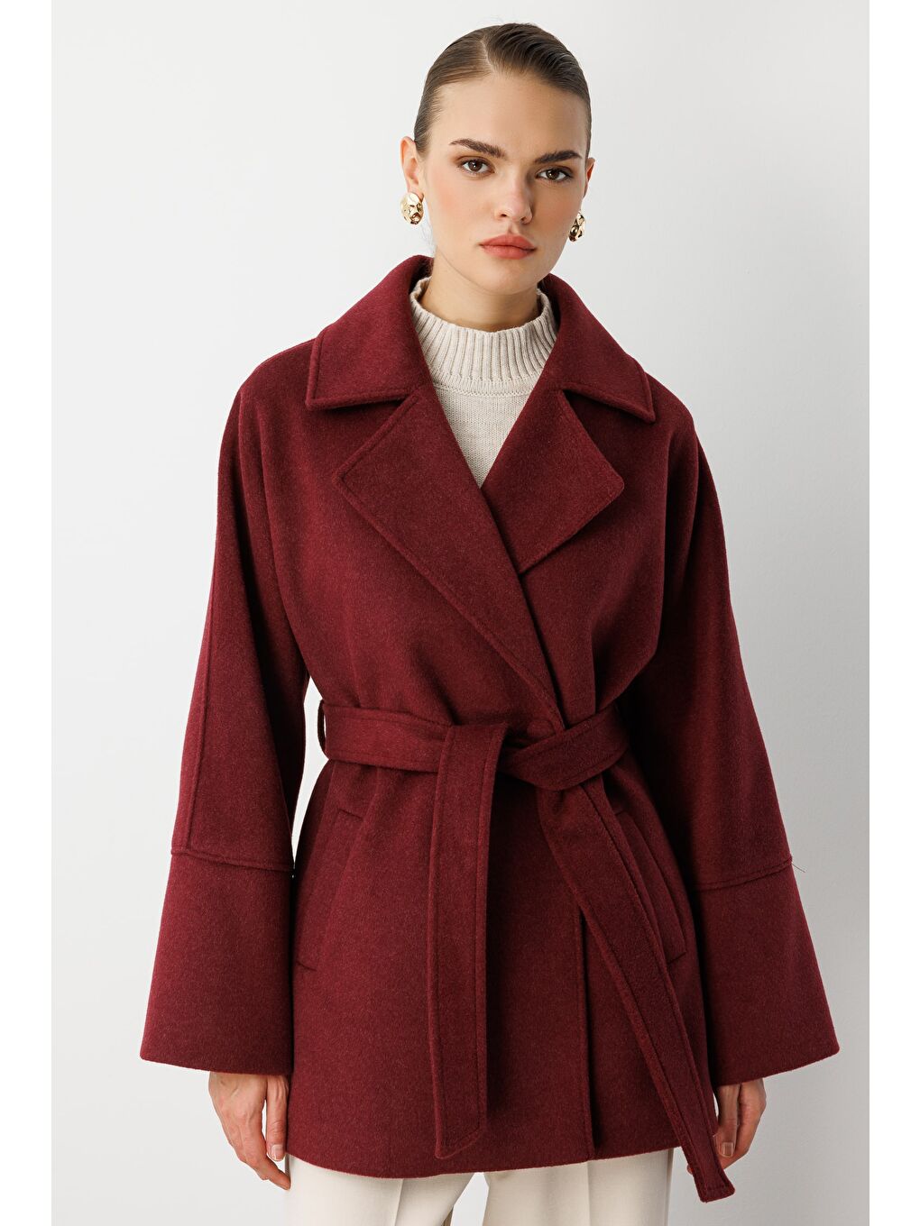 Rahat Kesim Yünlü Kısa Mürdüm Kaşe Kaban-1