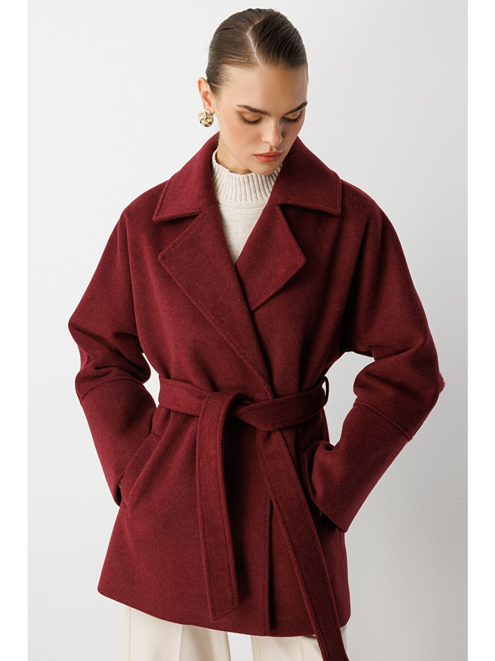 Rahat Kesim Yünlü Kısa Mürdüm Kaşe Kaban-2