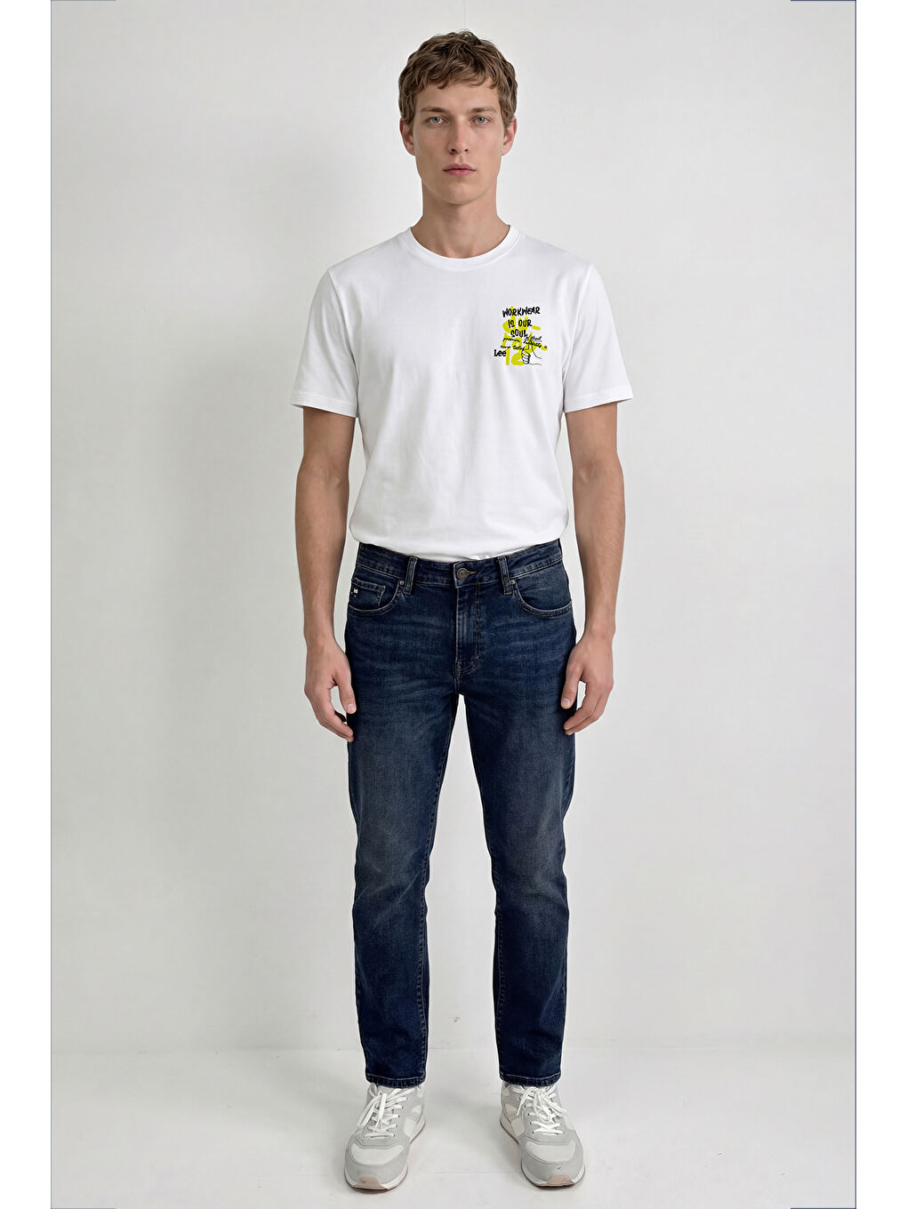 Beyaz %100 Pamuk Nefes Alabilir Kumaş Normal Kesim Bisiklet Yaka Tişört-3