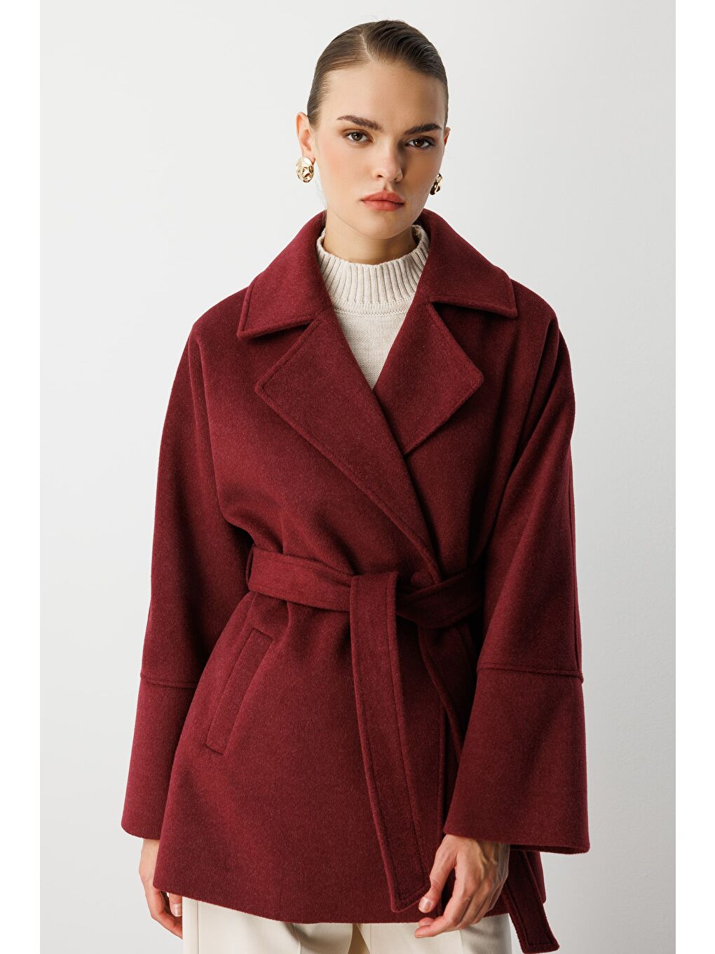 Rahat Kesim Yünlü Kısa Mürdüm Kaşe Kaban-4