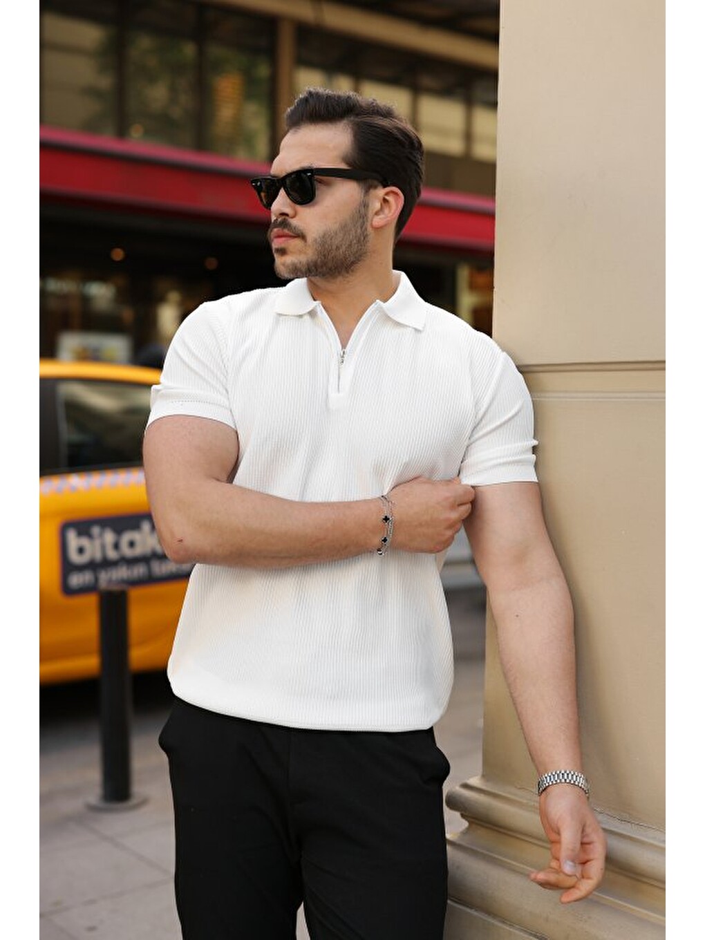 Beyaz Erkek Fermuarlı Yakalı Kısa Kollu Tshirt-5