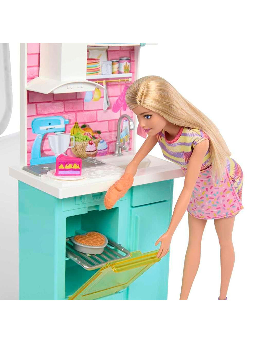 Barbie Brooklyn ve Malibu Pasta Yapıyor Oyun Seti HJY94-6