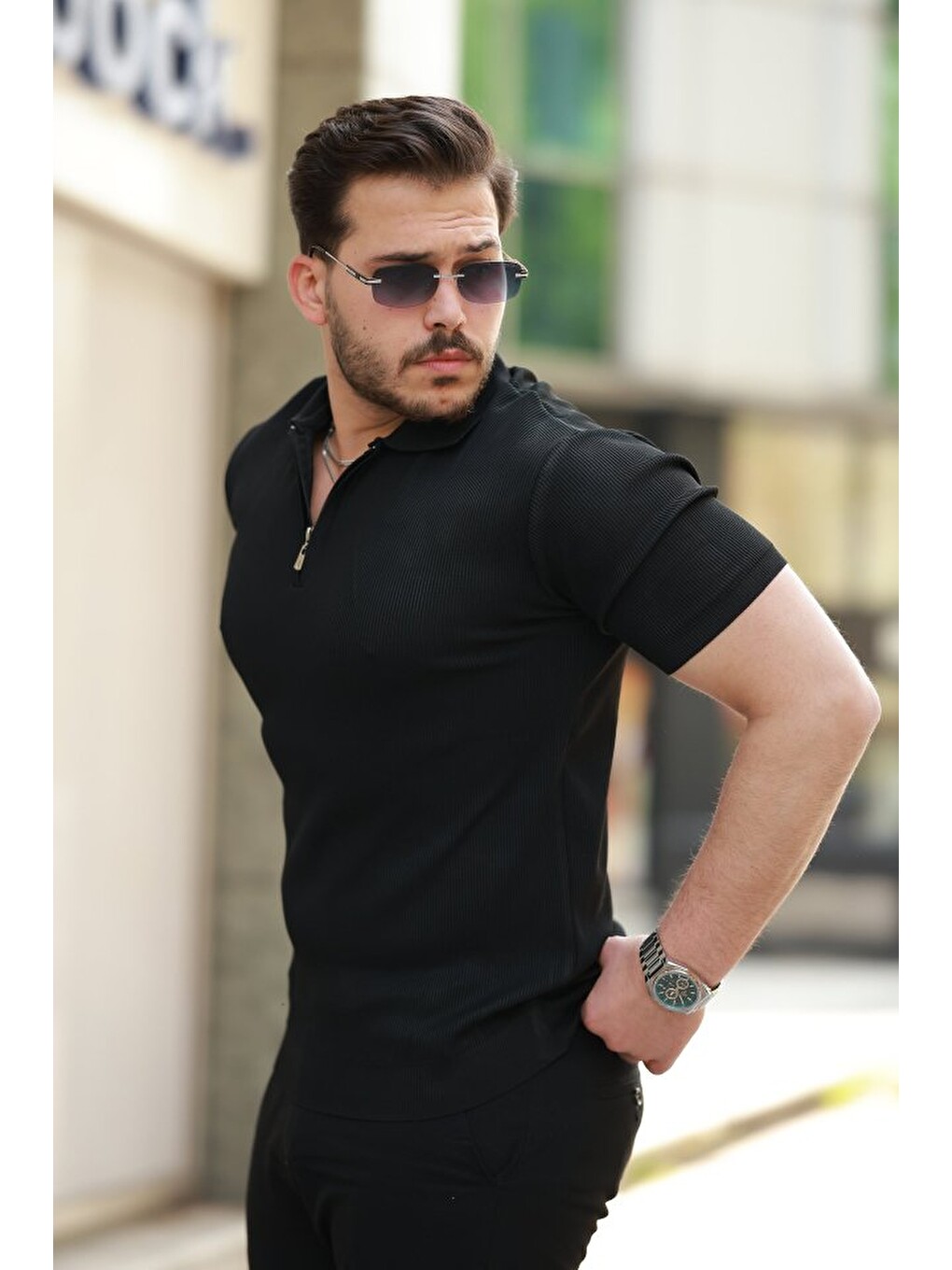 Siyah Erkek Fermuarlı Yakalı Kısa Kollu Tshirt-2