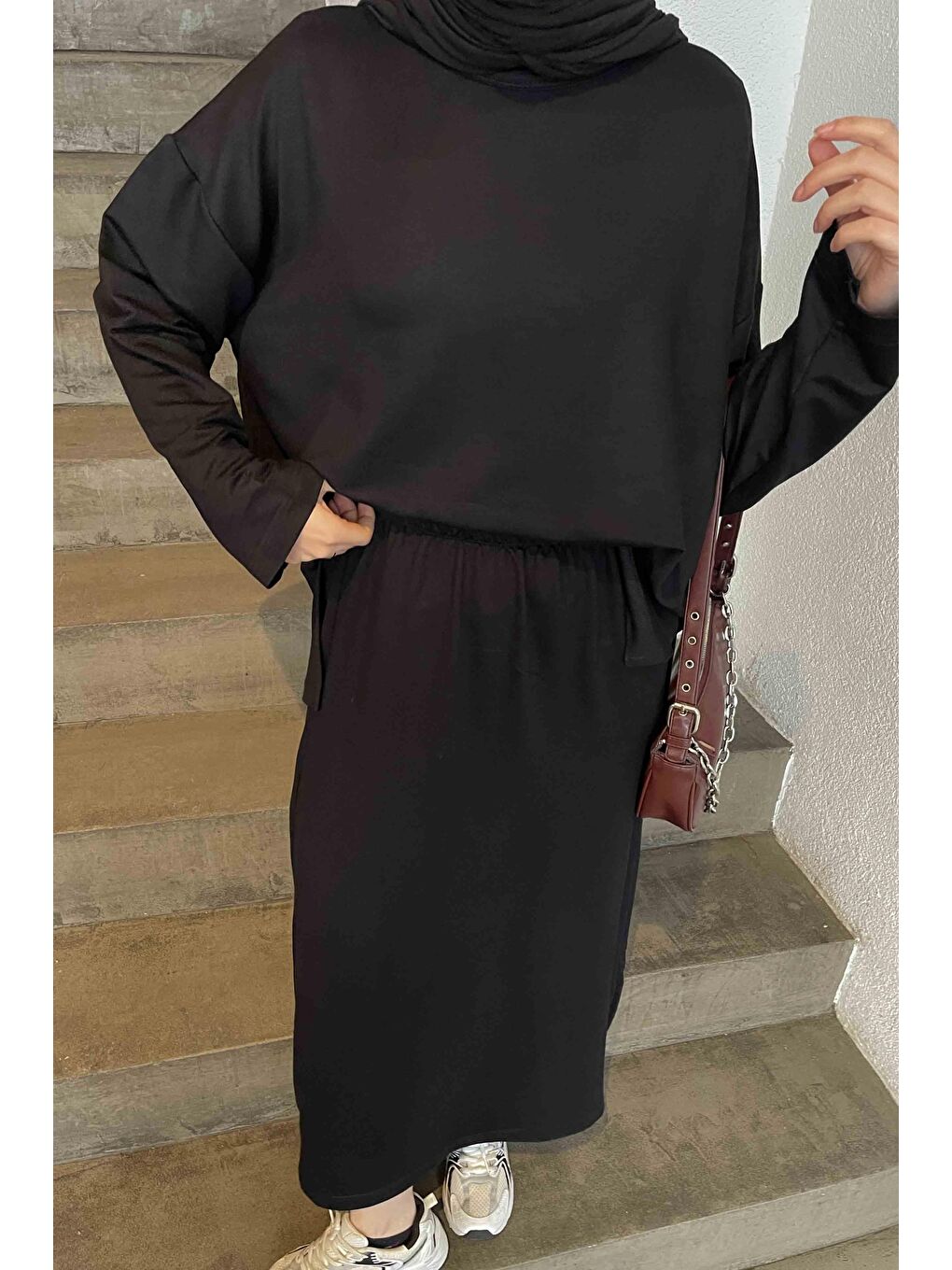 Kristal Etekli Takım Siyah-2