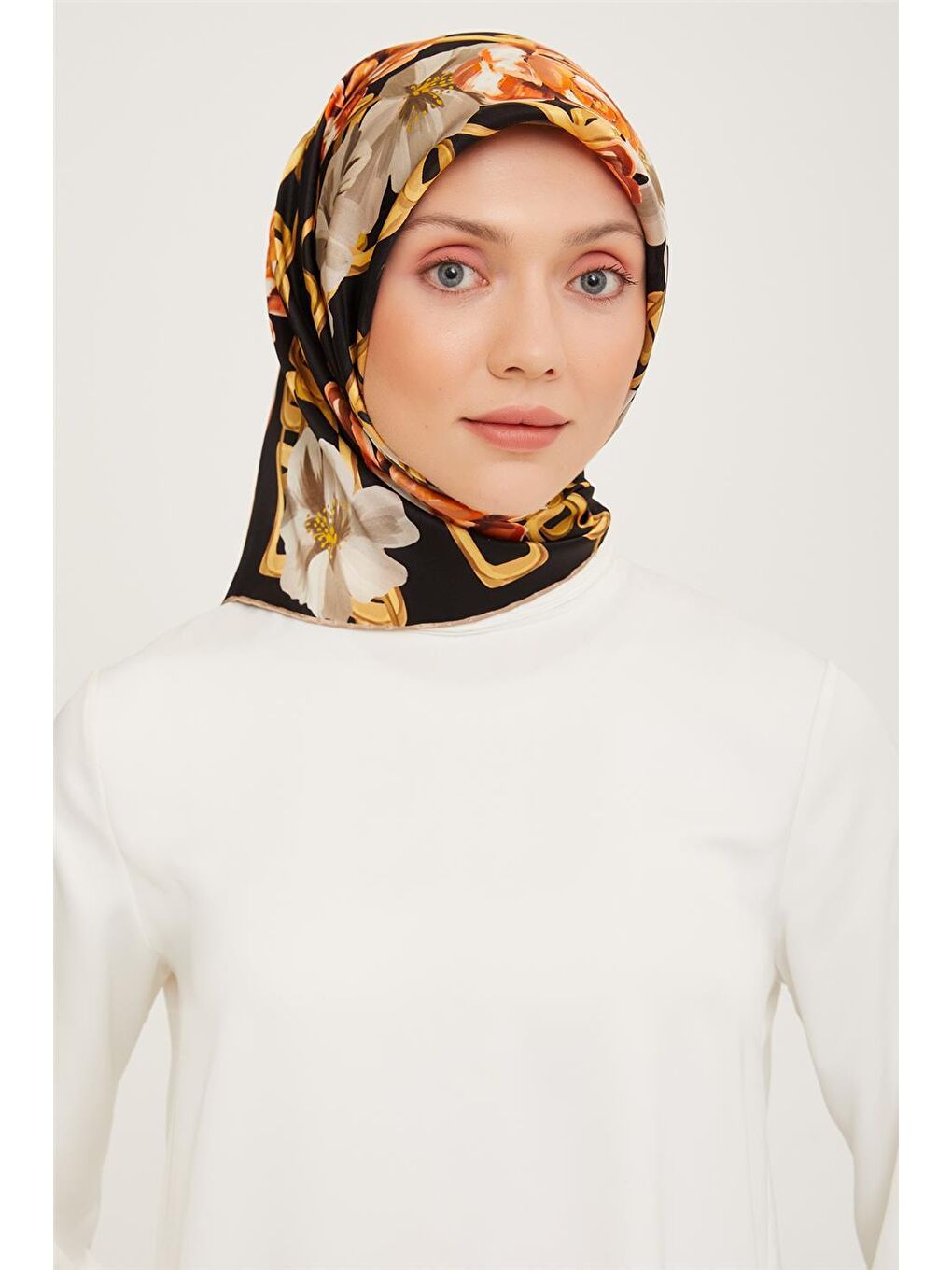 Turuncu Twill İpek Eşarp 23Ka9034 02