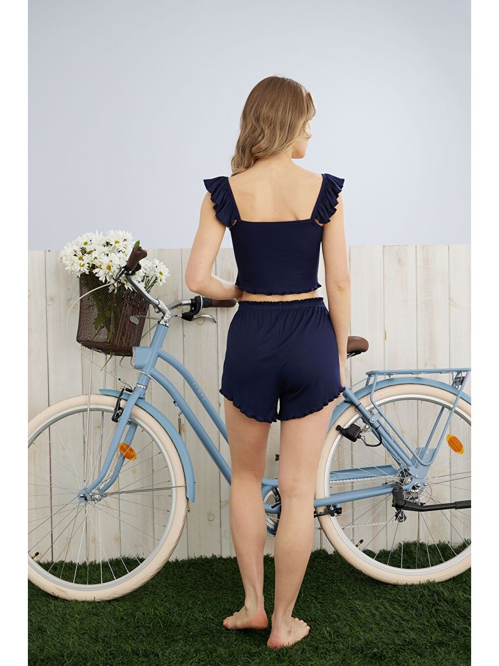 Lacivert Kadın Fırfır Detaylı Yüksek Kaliteli Fitilli Crop Şortlu Takım-3