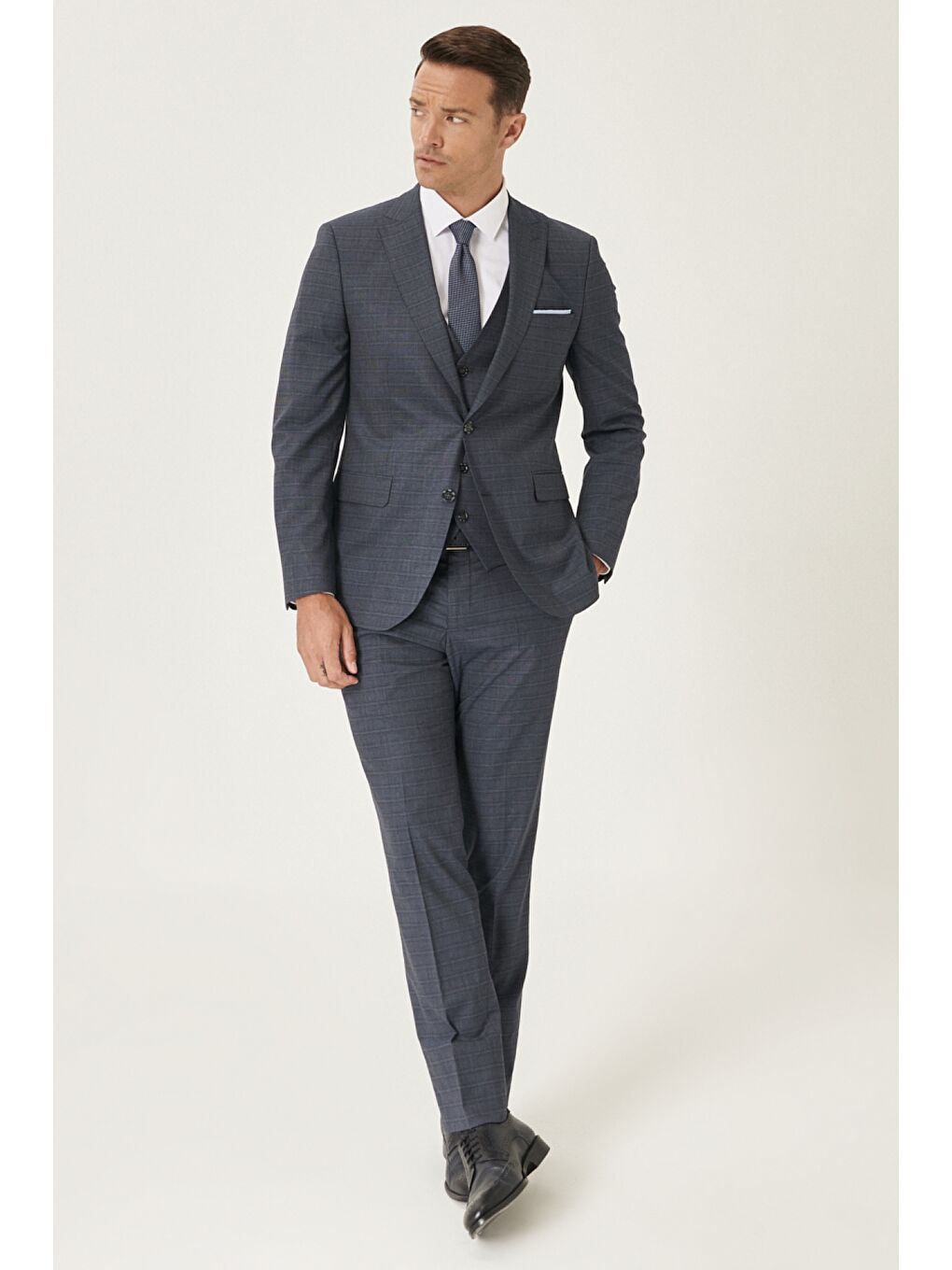 Erkek Lacivert-Siyah Slim Fit Dar Kesim Su Geçirmez Yelekli Nano Takım Elbise-4