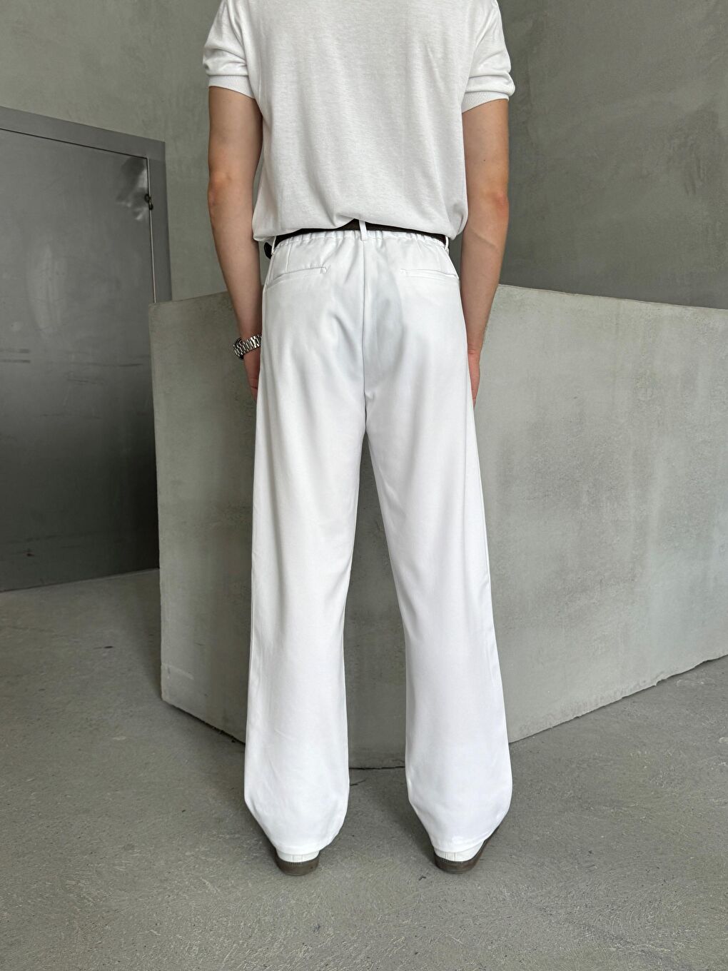 Beyaz Erkek Pileli Baggy Kalıp Kumaş Pantolon-5