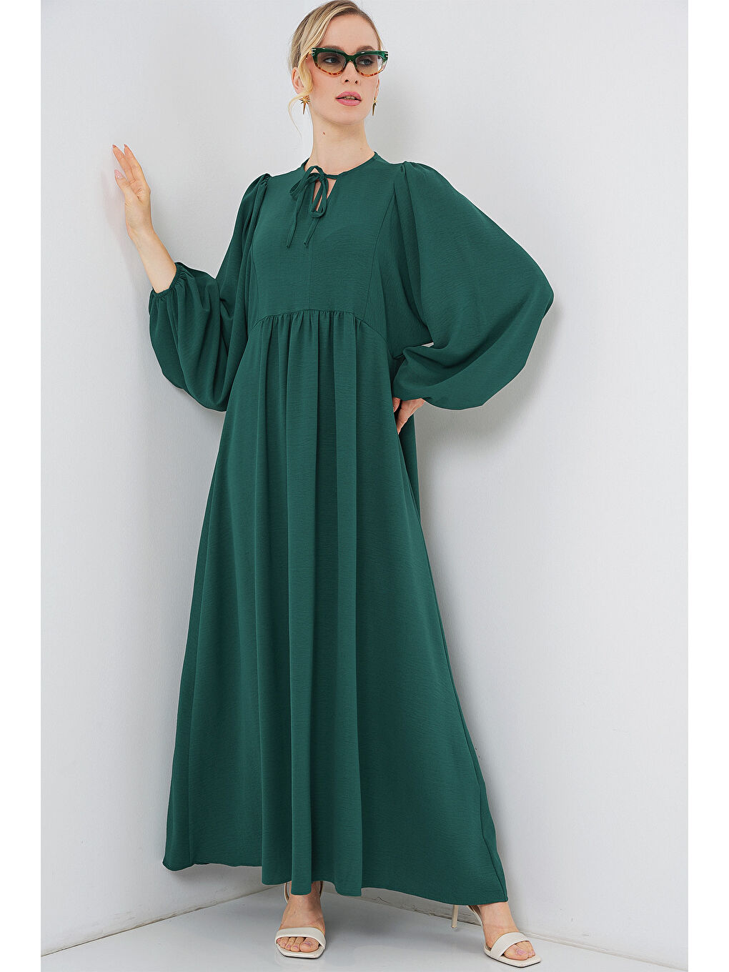 Kadın Balon Kol Uzun Tesettür Elbise 2464 - Zümrüt Yeşili
