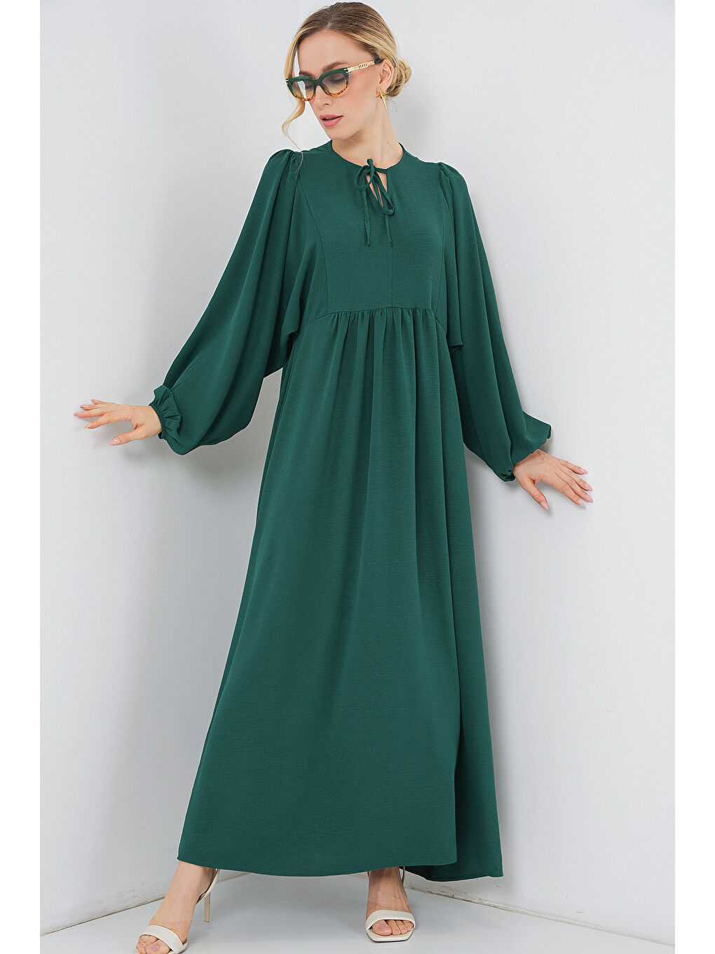 Kadın Balon Kol Uzun Tesettür Elbise 2464 - Zümrüt Yeşili-2