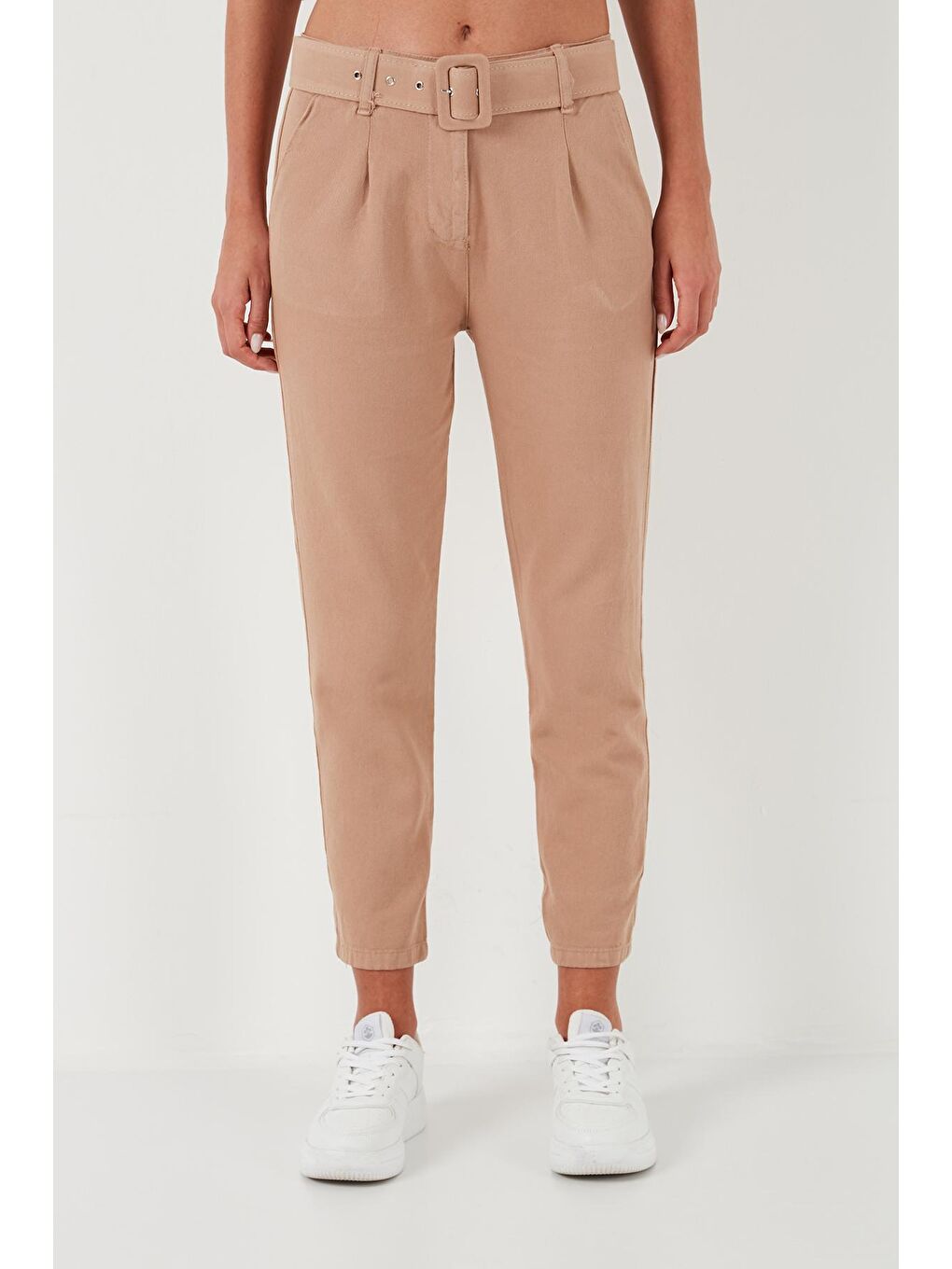 Lela Camel-Kahverengi Pamuklu Normal Bel Regular Fit Kemerli Pantolon 668YP4152 - 1