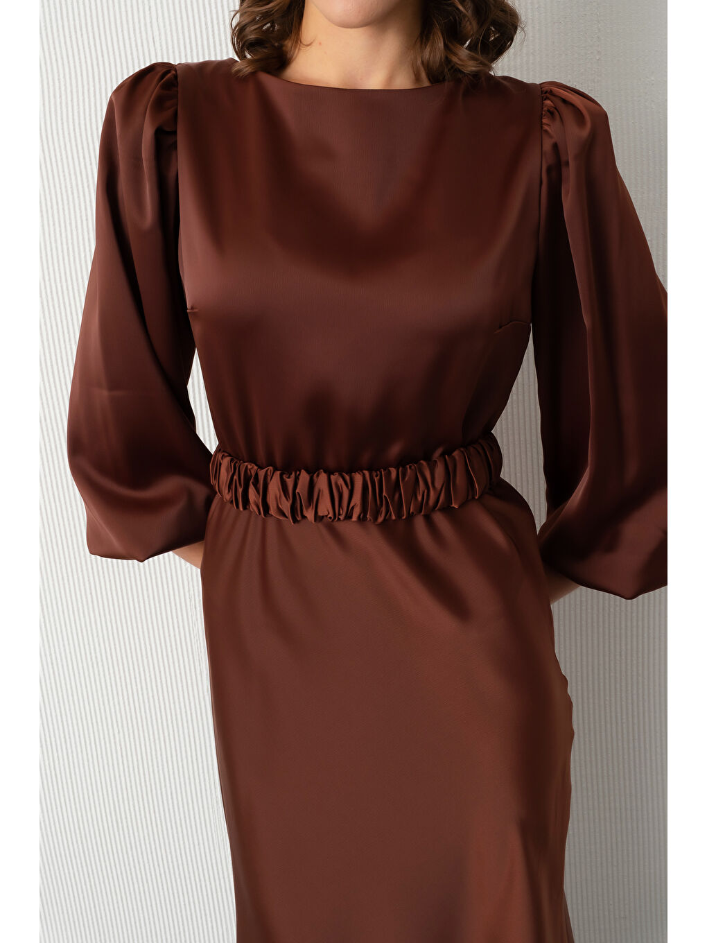 Kadın Kahverengi Uzun Balon Kollu Nişan Elbisesi-3