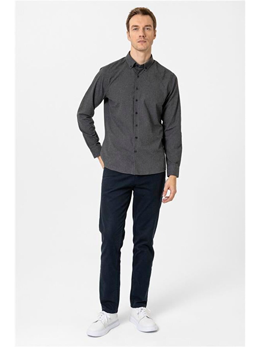 Siyah Slim Düz Düğmeli Yaka Gömlek-1