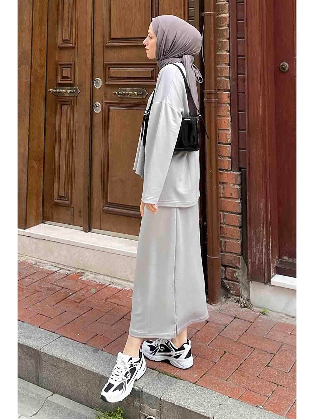 Kristal Etekli Takım Gri-2