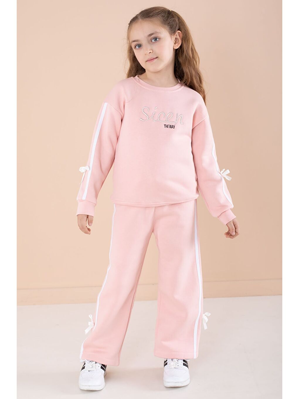 Pembe Yazı Nakışlı Şerit Detaylı Şardonlu Kız Çocuk Eşofman Takımı 23237