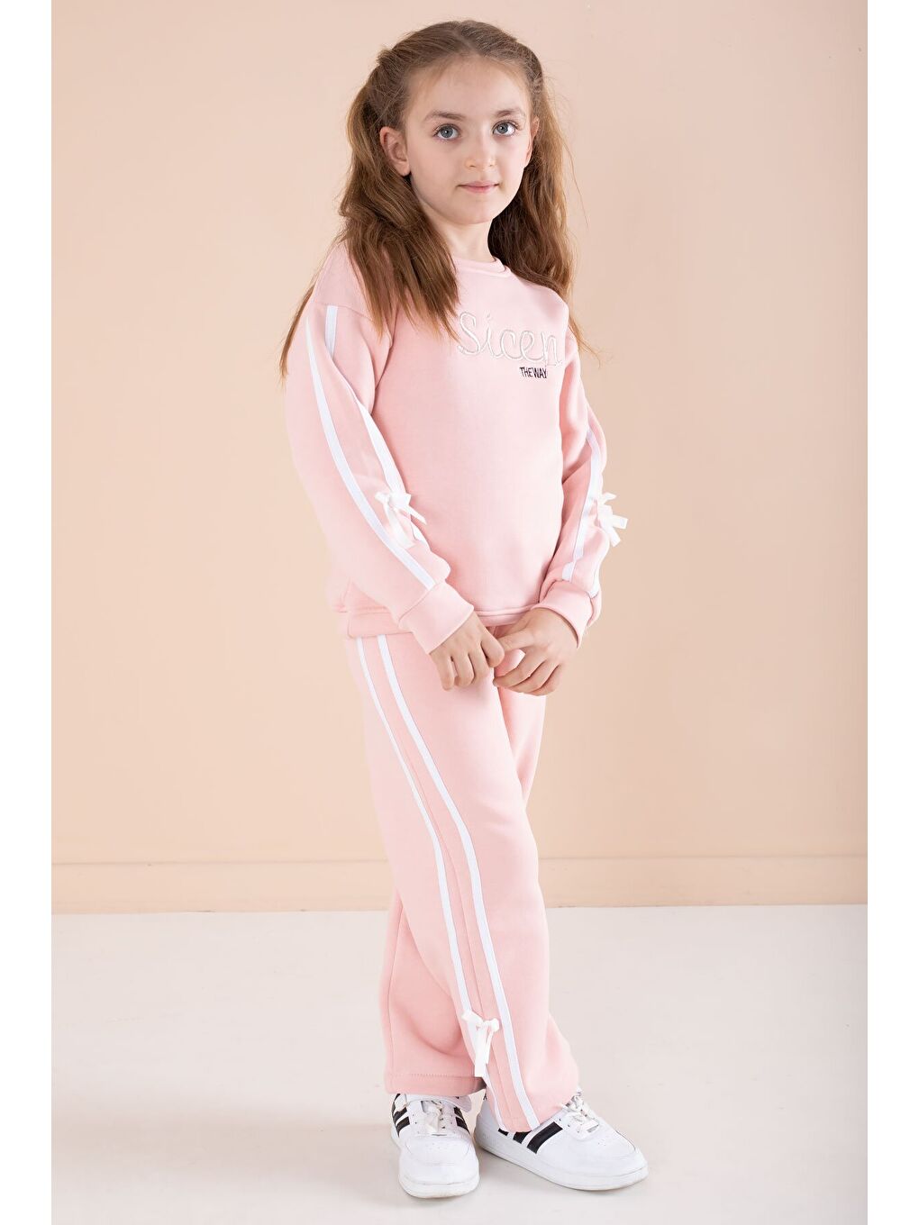 Pembe Yazı Nakışlı Şerit Detaylı Şardonlu Kız Çocuk Eşofman Takımı 23237-4