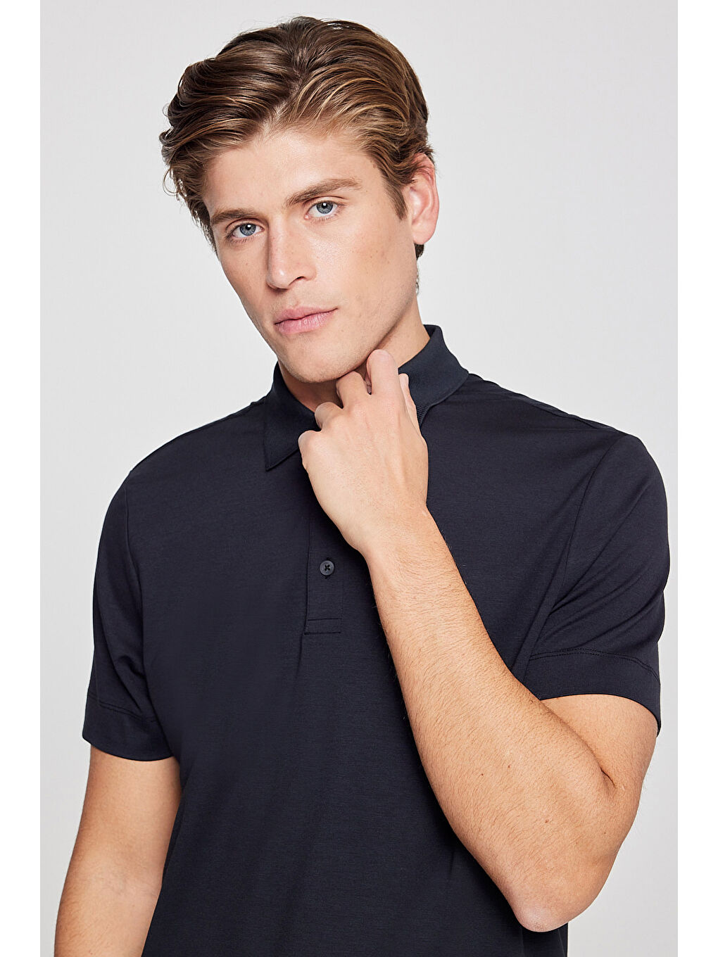 Erkek Siyah Standart Fit Normal Kesim Polo Yaka Esnek Tişört-3