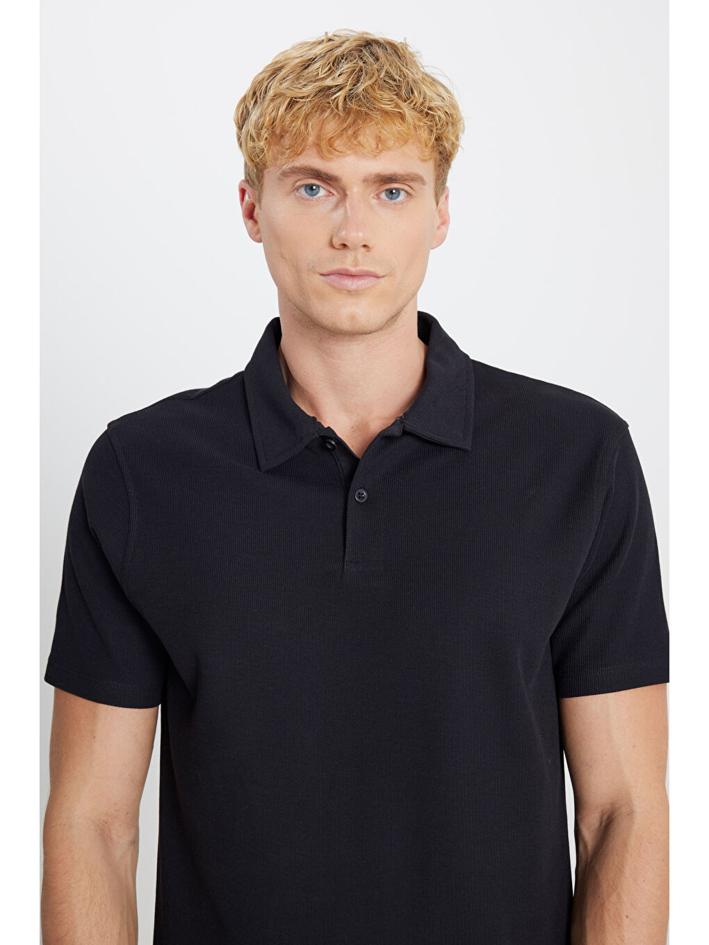 Erkek Siyah %100 Pamuk Slim Fit Dar Kesim Polo Yaka Jakarlı Tişört-3