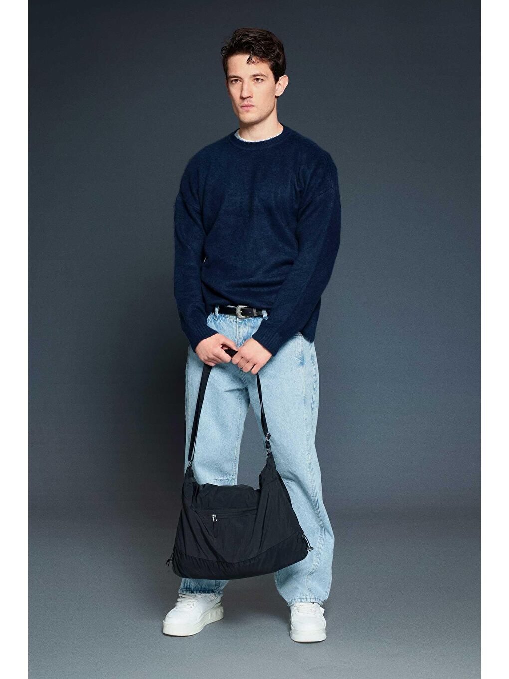 Erkek Oversize Yumuşak Dokulu Kazak Lacivert-2