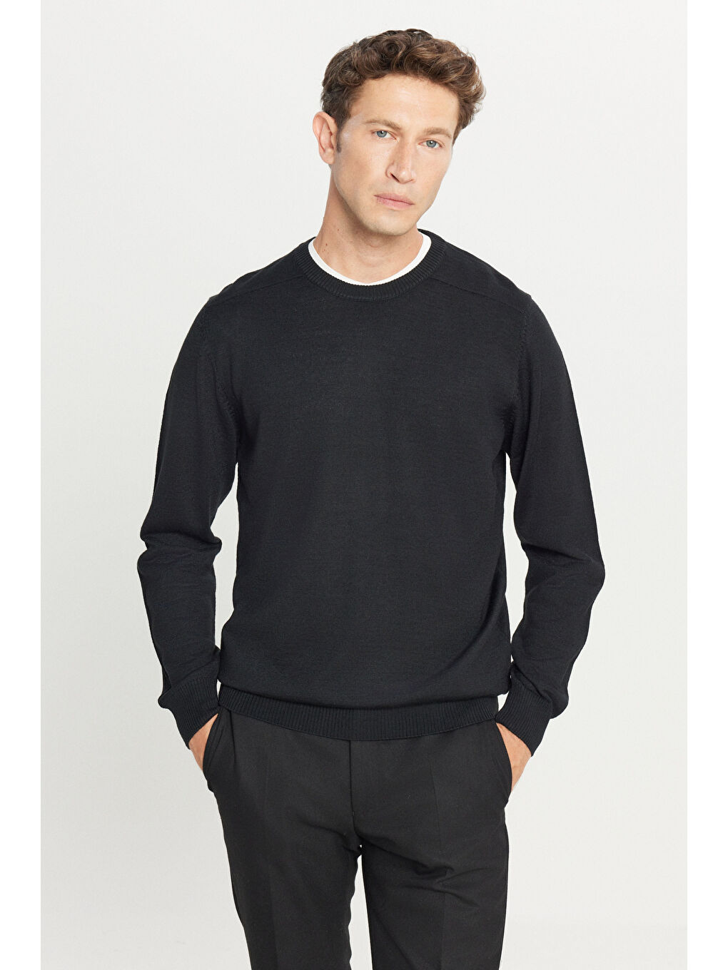 Erkek Siyah Yünlü Standart Fit Normal Kesim Bisiklet Yaka Triko Basic Kazak-2