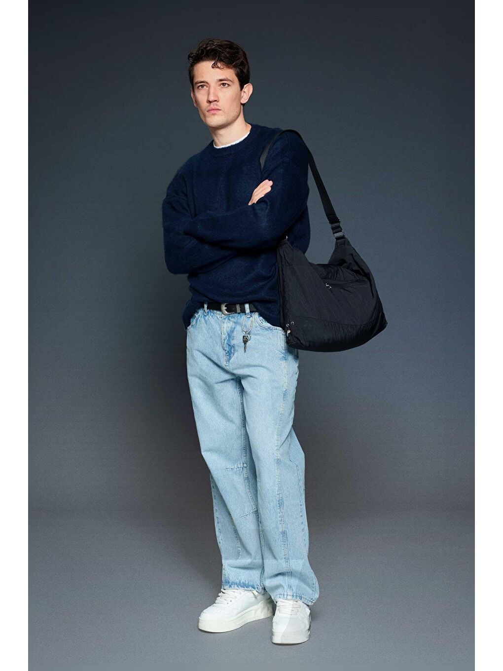 Erkek Oversize Yumuşak Dokulu Kazak Lacivert-3