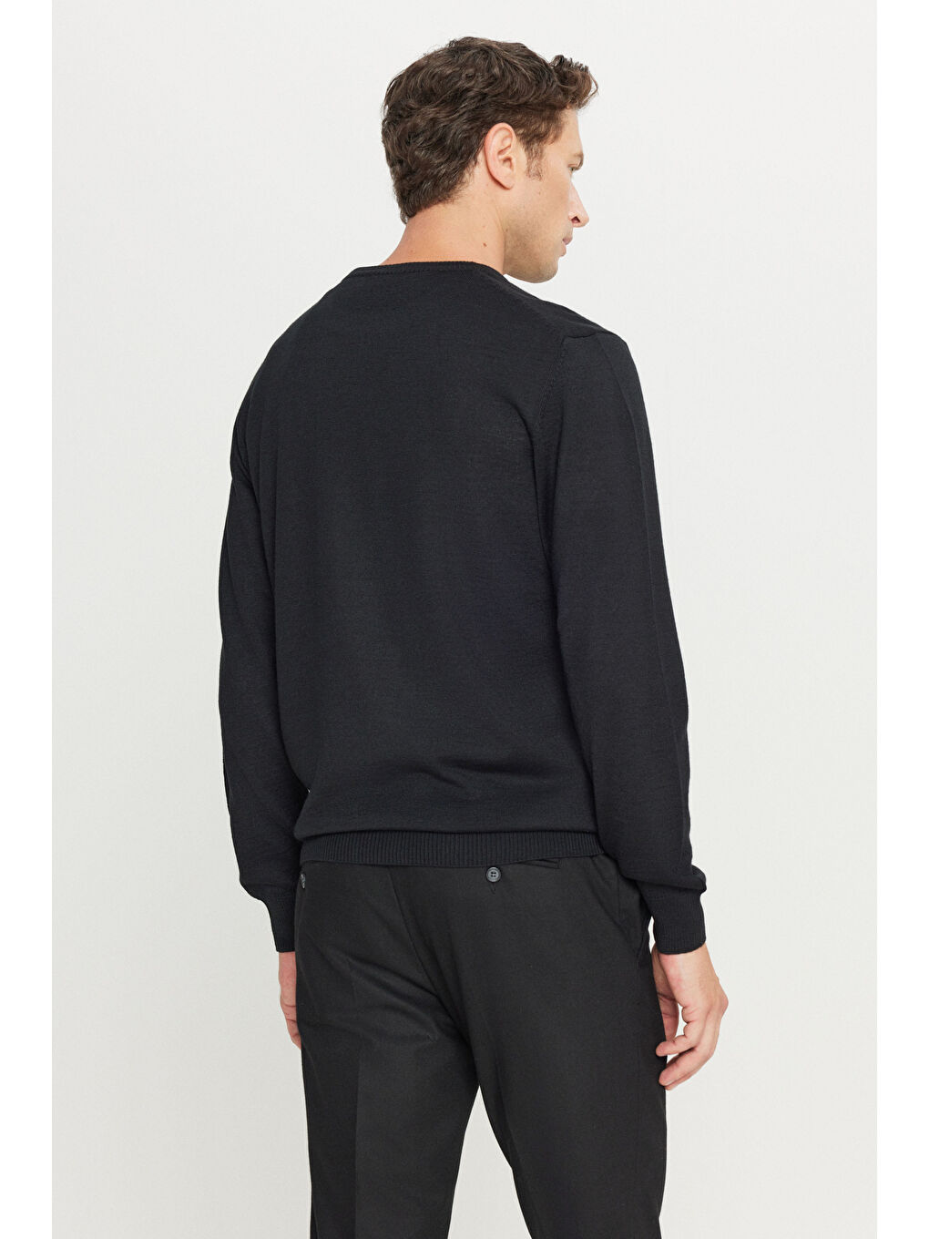 Erkek Siyah Yünlü Standart Fit Normal Kesim Bisiklet Yaka Triko Basic Kazak-4