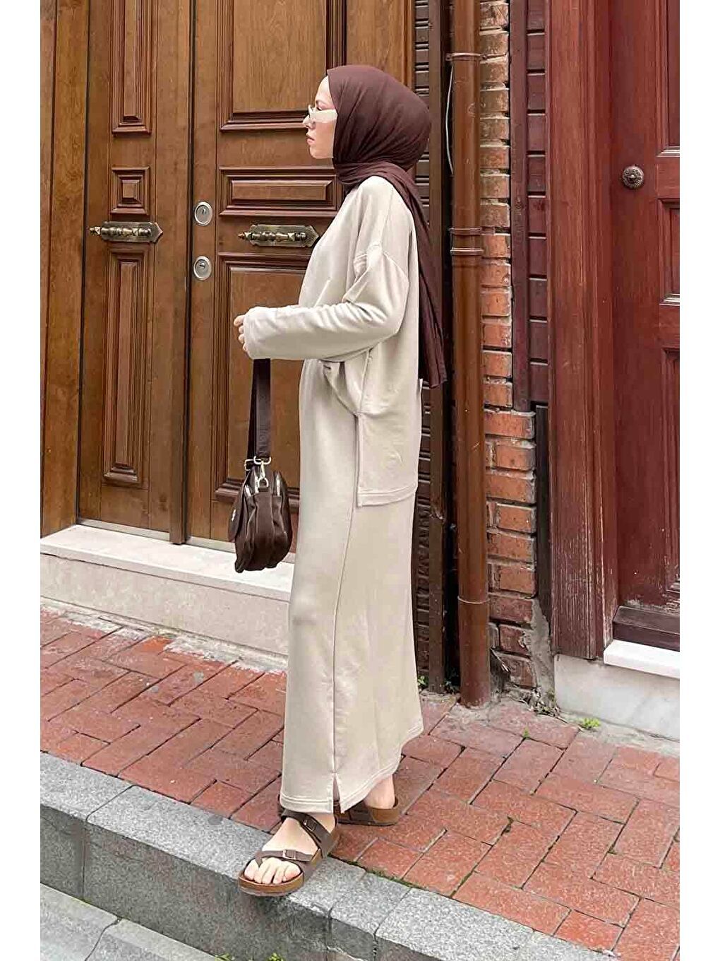 Kristal Etekli Takım Bej-1