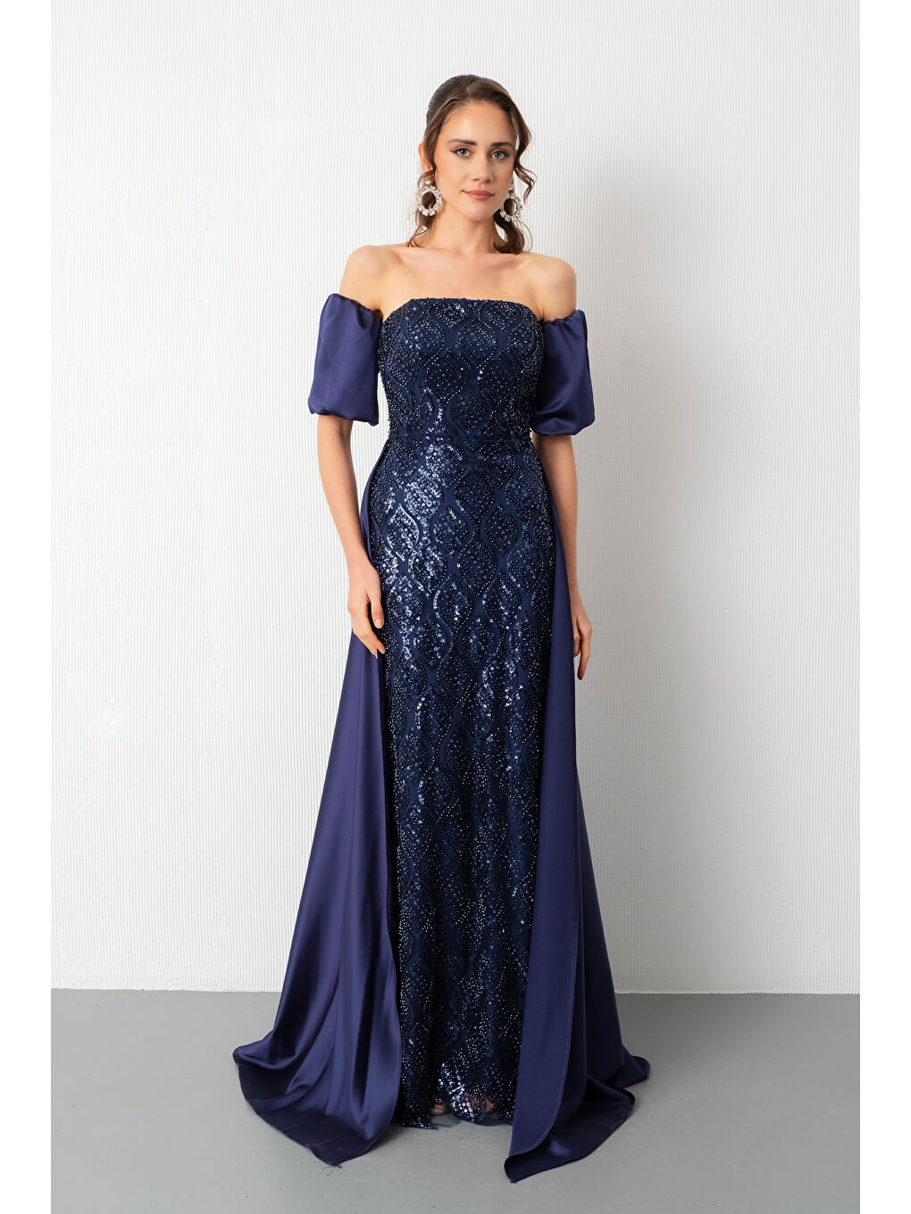 Kadın Lacivert Straplez Balon Kol Taşlı Uzun Abiye Elbise-2