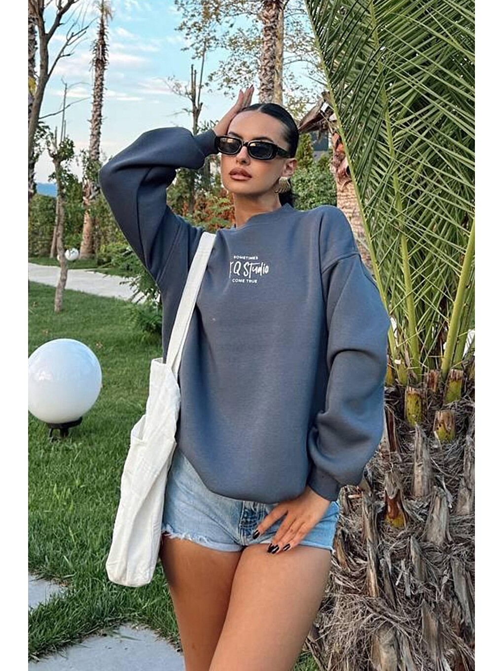 Gri Studio Baskılı Bisiklet Yaka Sweatshirt