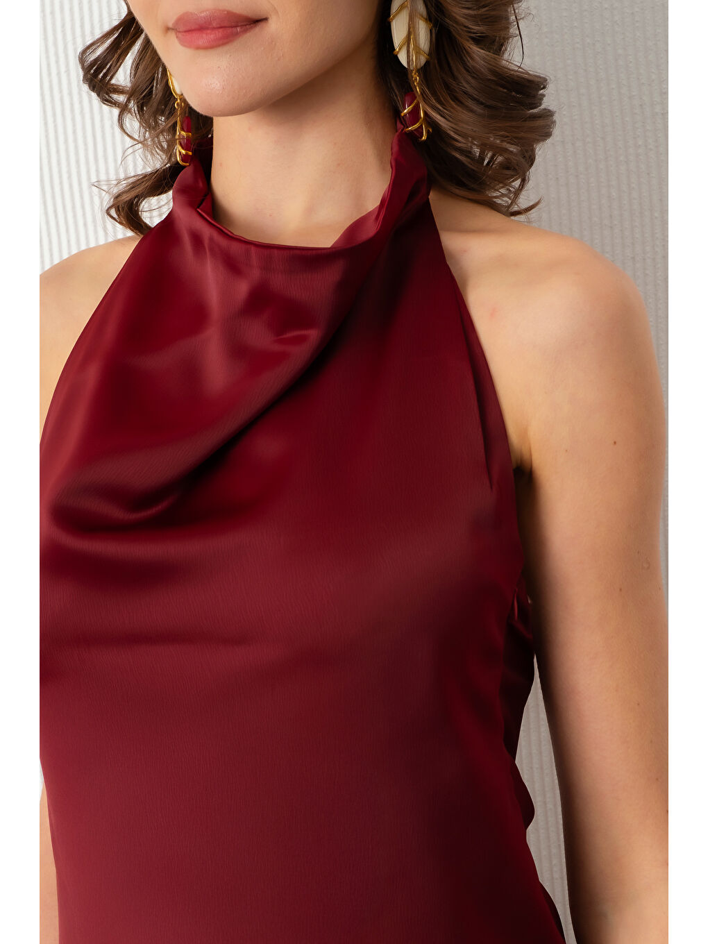 Kadın Bordo Halter Yaka Mini Saten Abiye Elbise-3