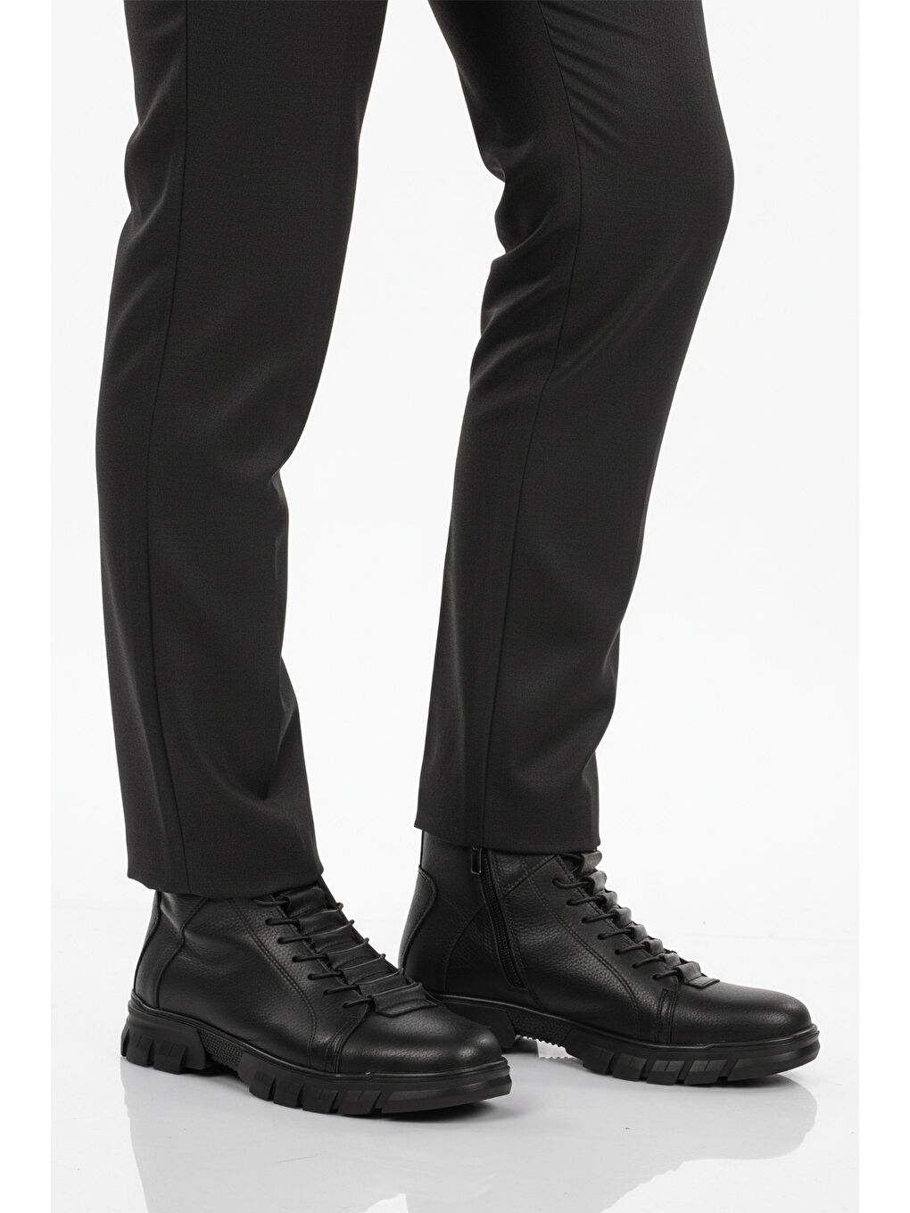 Siyah İçi Polarlı Kaymaz Fermuarlı Erkek Bot 660 M