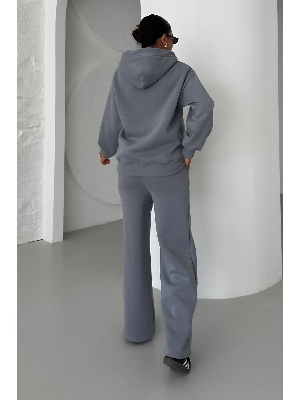 Gri Kadın Füme Patlı Yaka Kapüşonlu 3 İplik Eşofman Takımı-3
