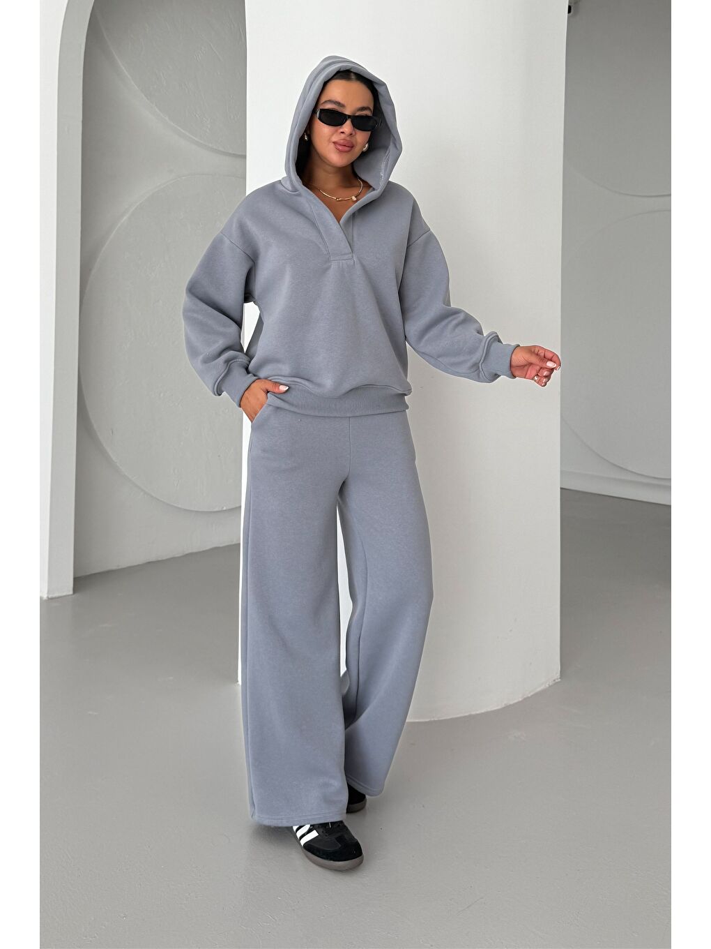 Gri Kadın Füme Patlı Yaka Kapüşonlu 3 İplik Eşofman Takımı-4