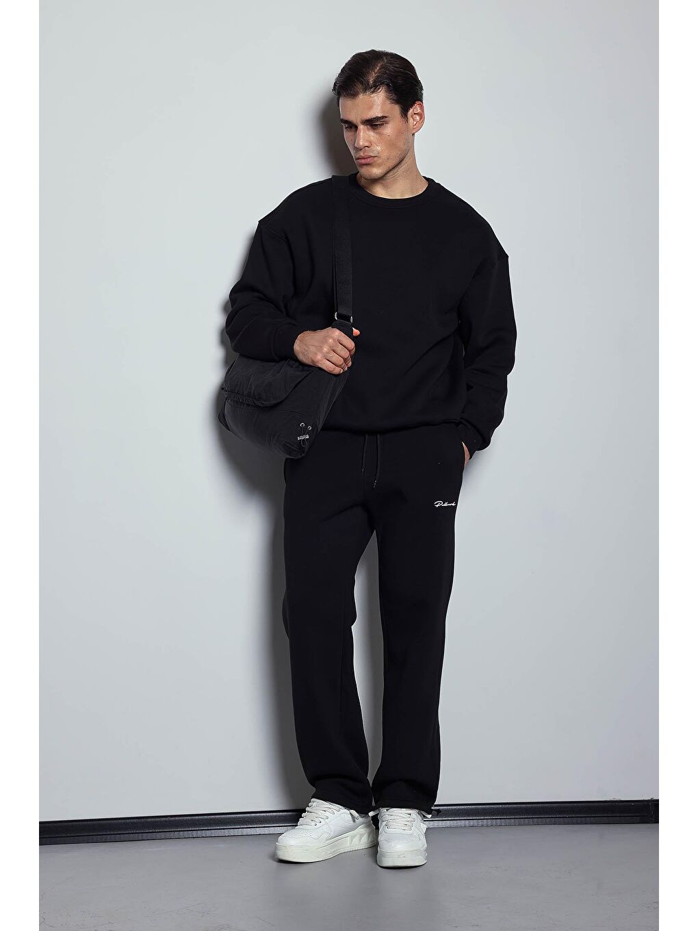 Erkek Oversize Bisiklet Yaka Basic Sweatshirt Siyah-6