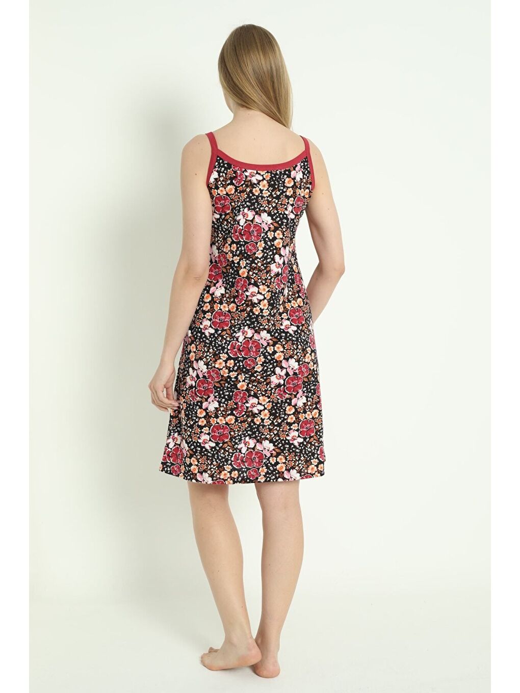 Siyah Kadın Desenli Askılı %100 Pamuk Elbise-5