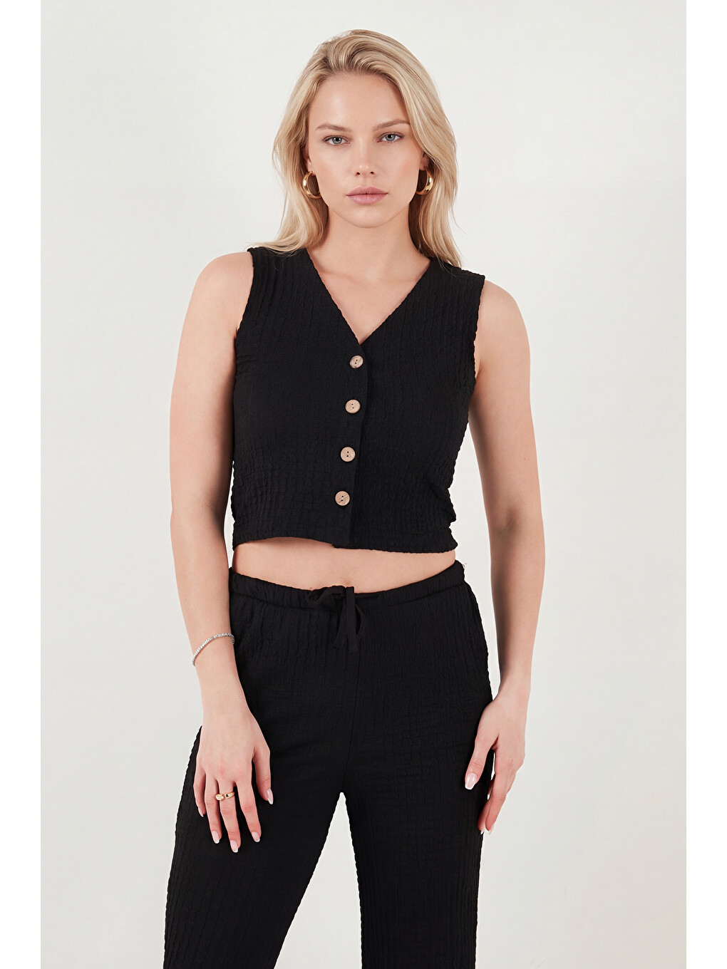 Siyah Regular Fit V Yaka Yelek-pantolon Gofre Takım 5866484-2