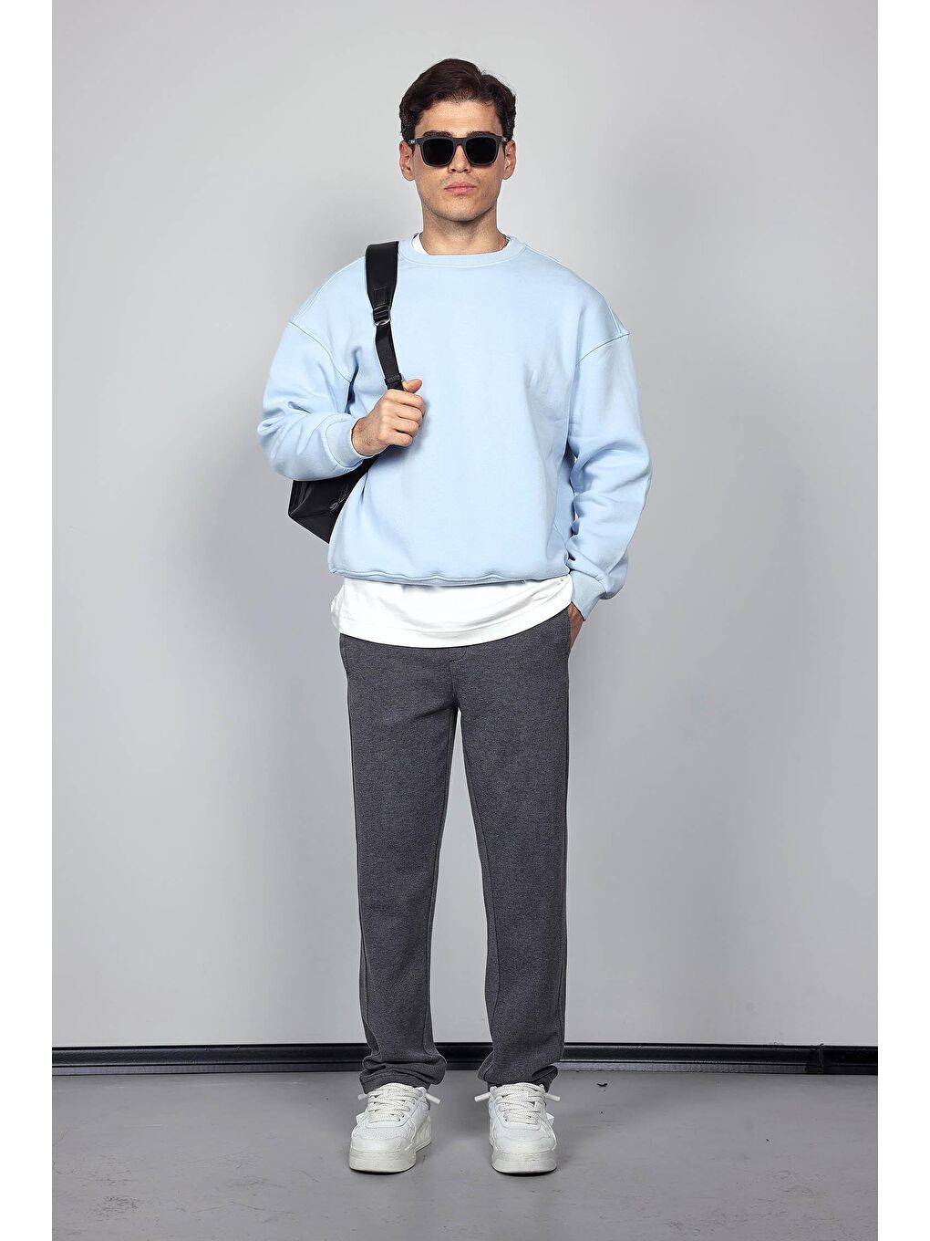 Erkek Oversize Bisiklet Yaka Basic Sweatshirt Açık Mavi-4