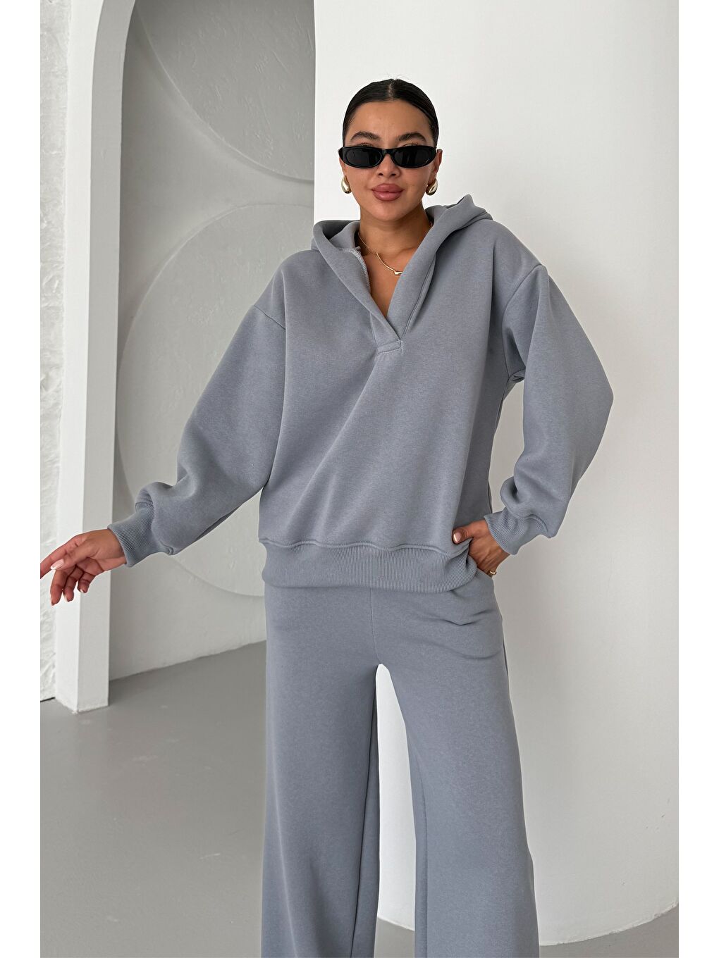 Gri Kadın Füme Patlı Yaka Kapüşonlu 3 İplik Eşofman Takımı-7