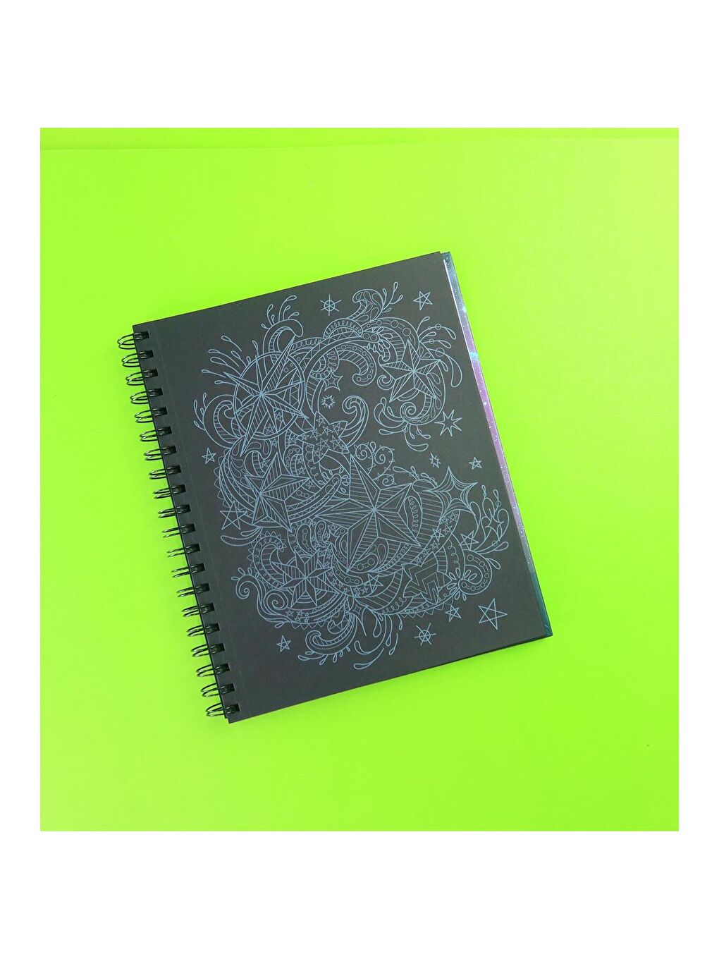 Pop Girl Siyah Sayfa Boyama Kitabı – 60 Sayfa Spiral Defter-2