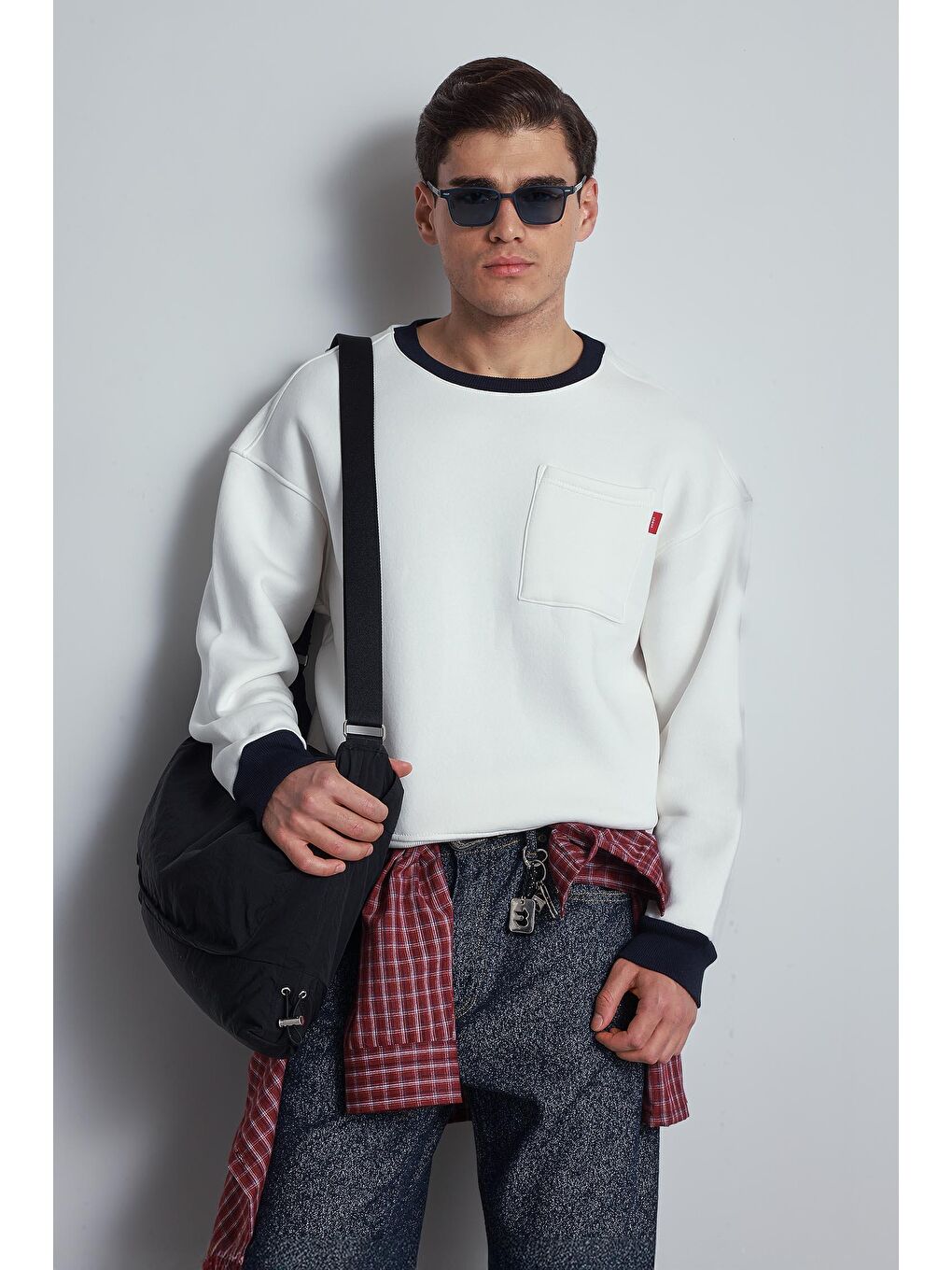 Erkek Oversize Kontrast Detaylı Sweatshirt Beyaz